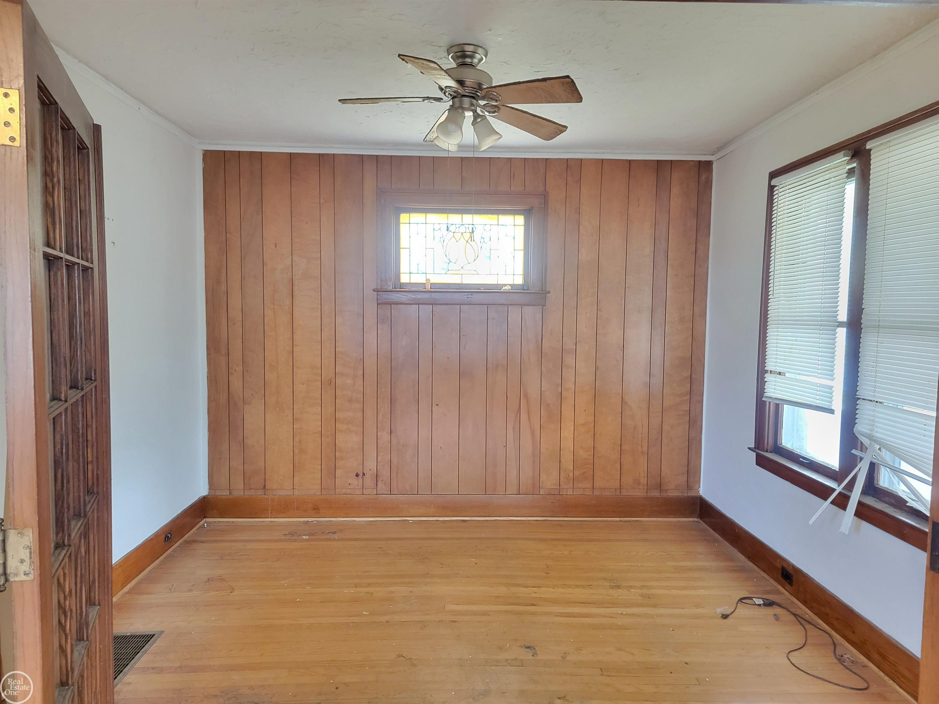 15350 E 10 Mile Road, Eastpointe, MI 48021 — Photo 6