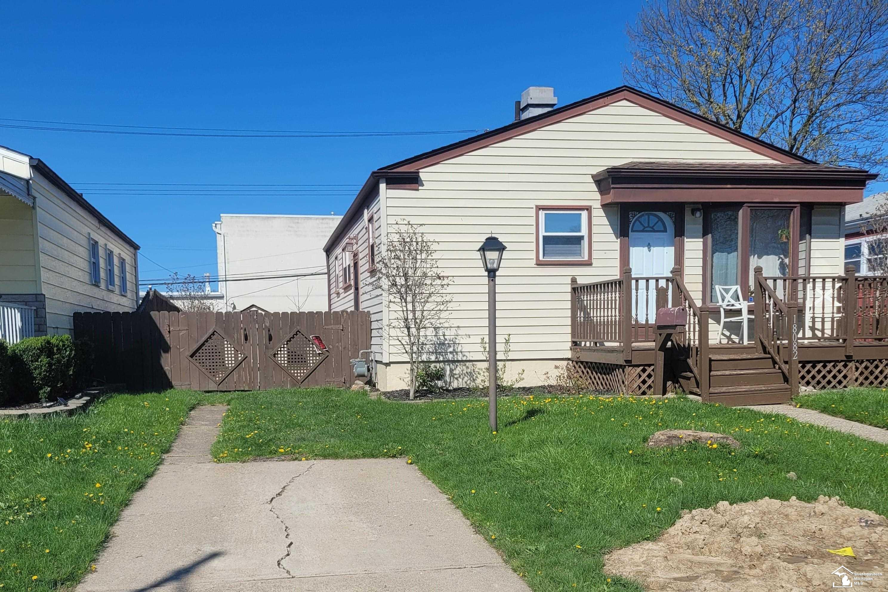 18082 Ray Street, Riverview, MI 48193 — Photo 3
