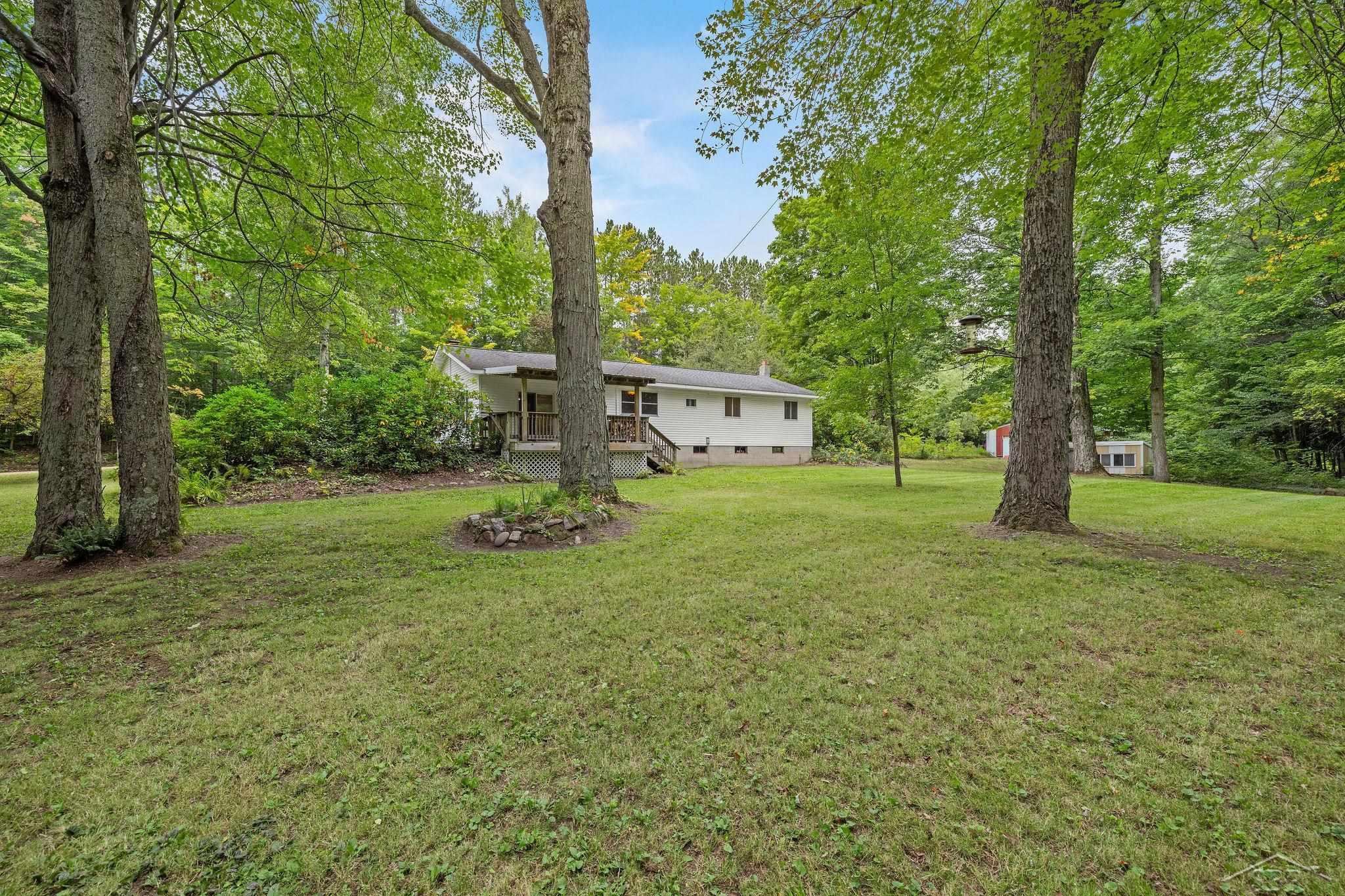 20686 Lakola Road, Tustin, MI 49688 — Photo 23