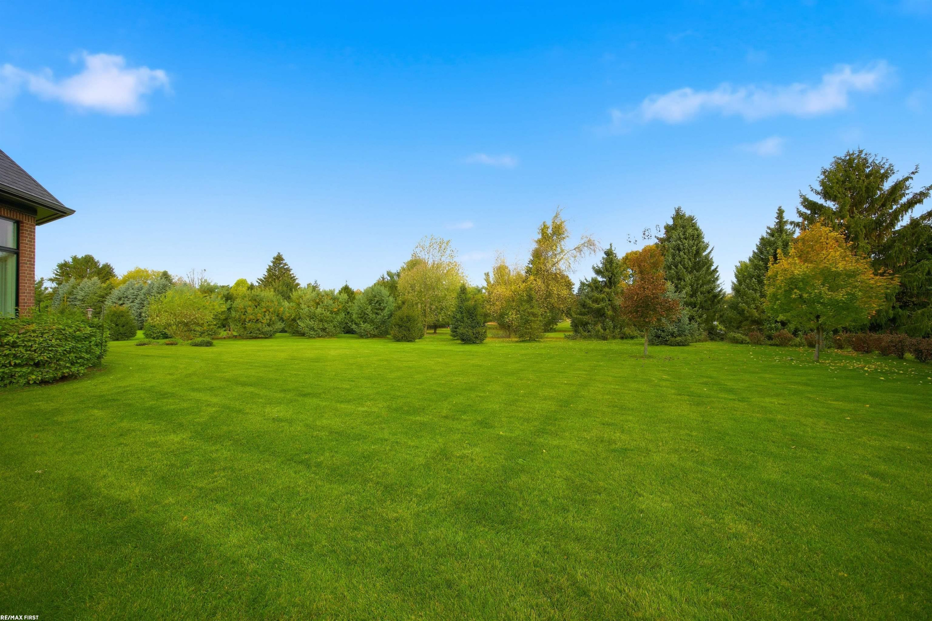 4376 Lancaster Drive, Clarkston, MI 48348 — Photo 14