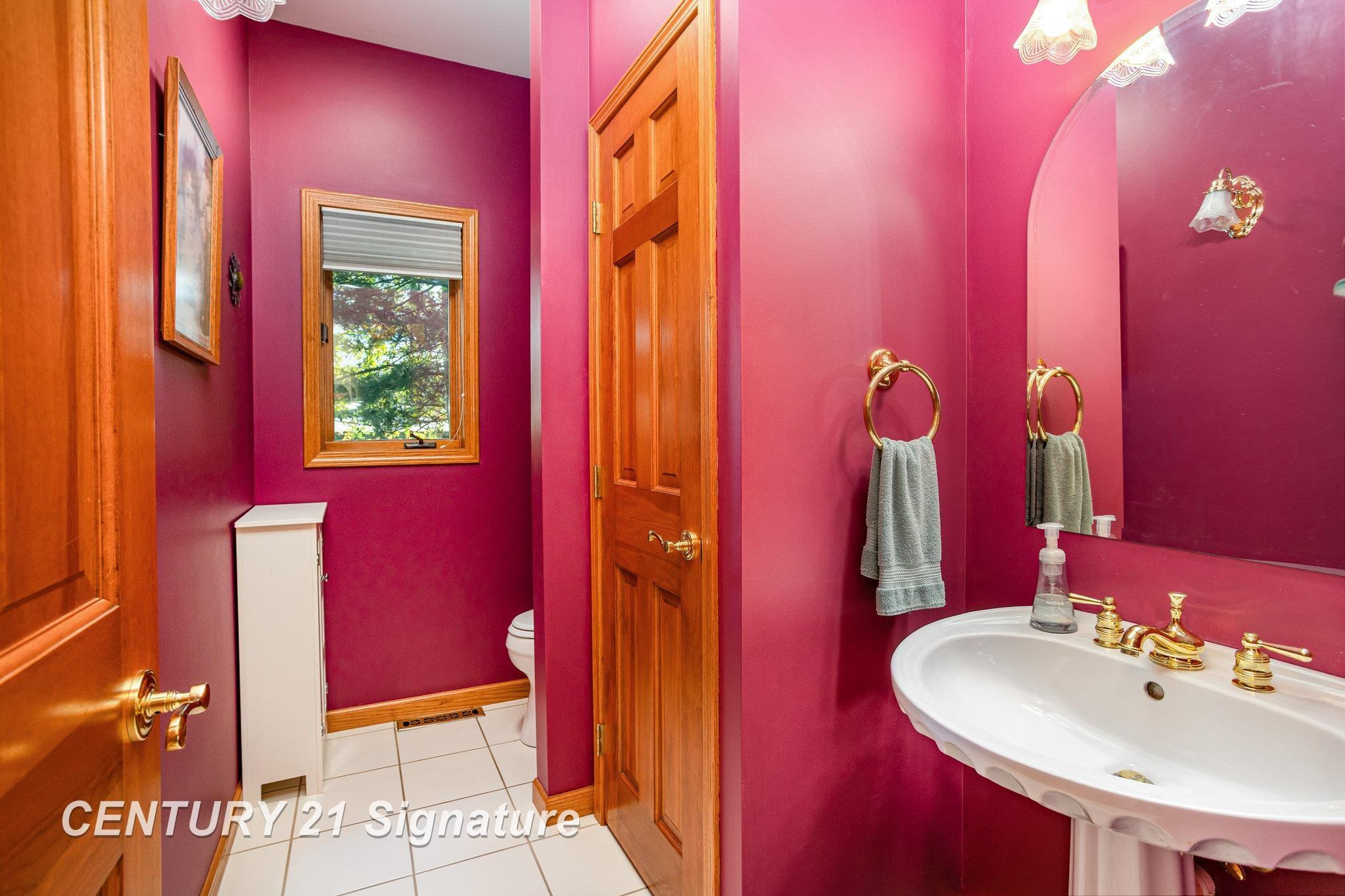 581 Timberwood Lane, Saginaw, MI 48609 — Photo 11