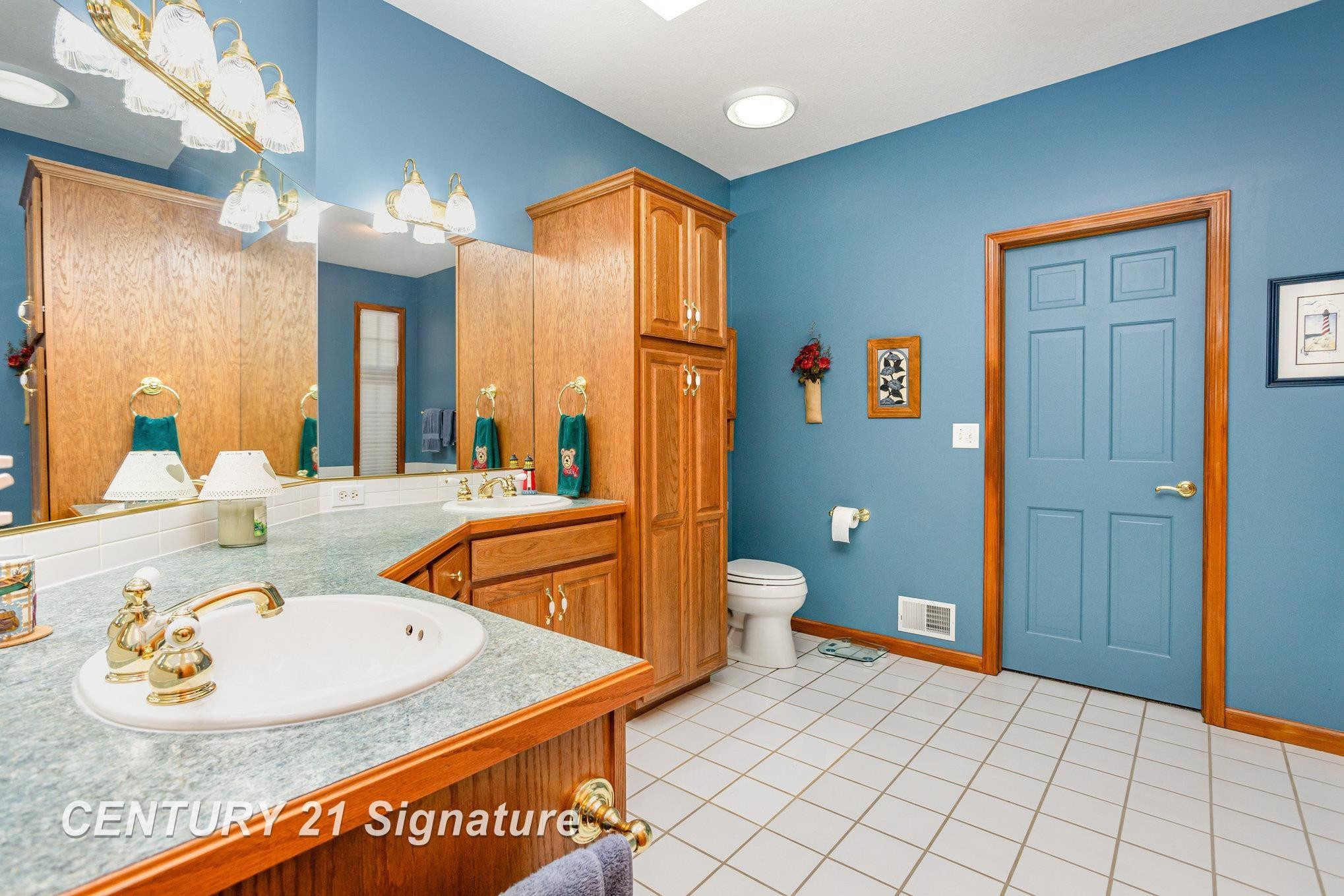 581 Timberwood Lane, Saginaw, MI 48609 — Photo 13