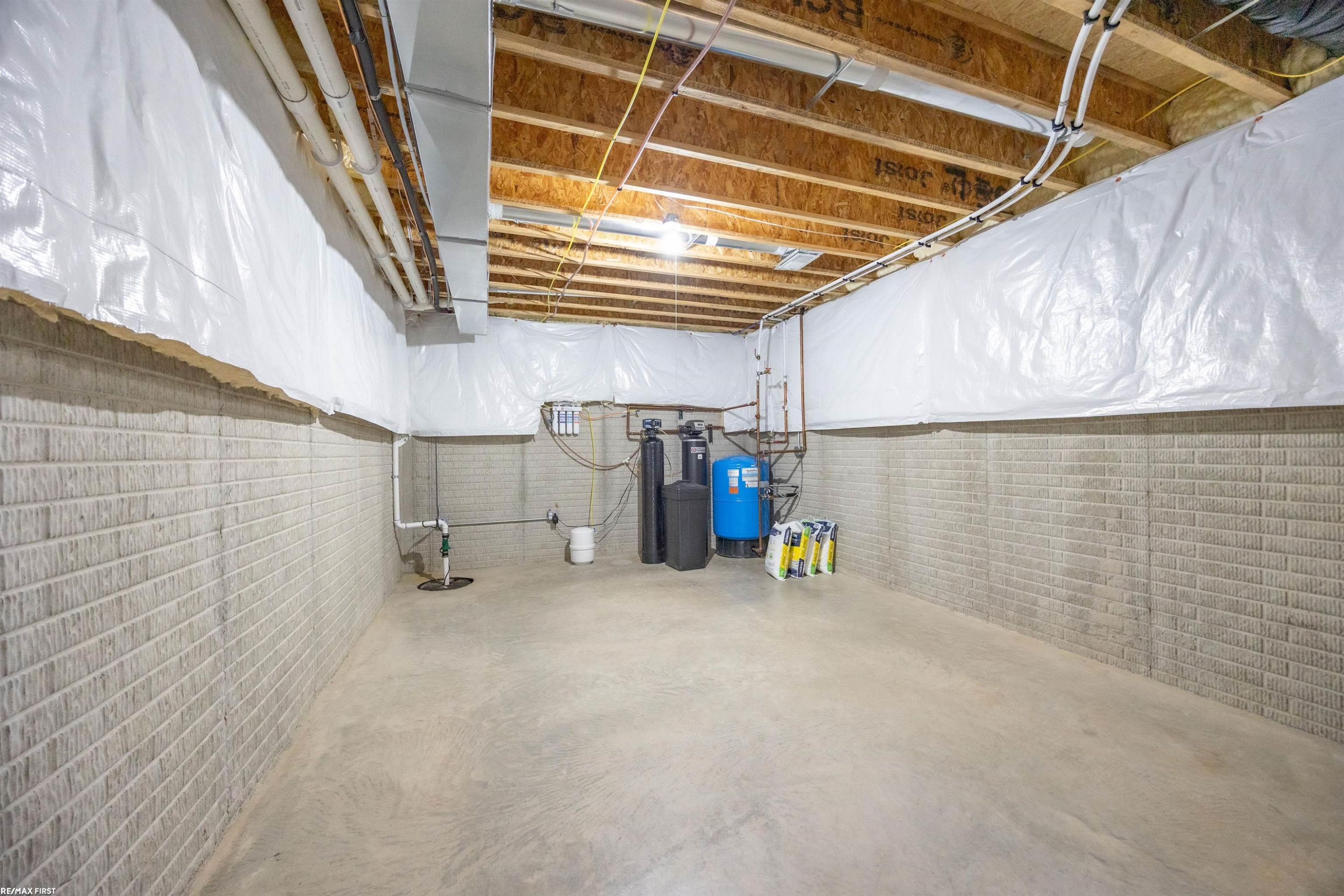 4376 Lancaster Drive, Clarkston, MI 48348 — Photo 59