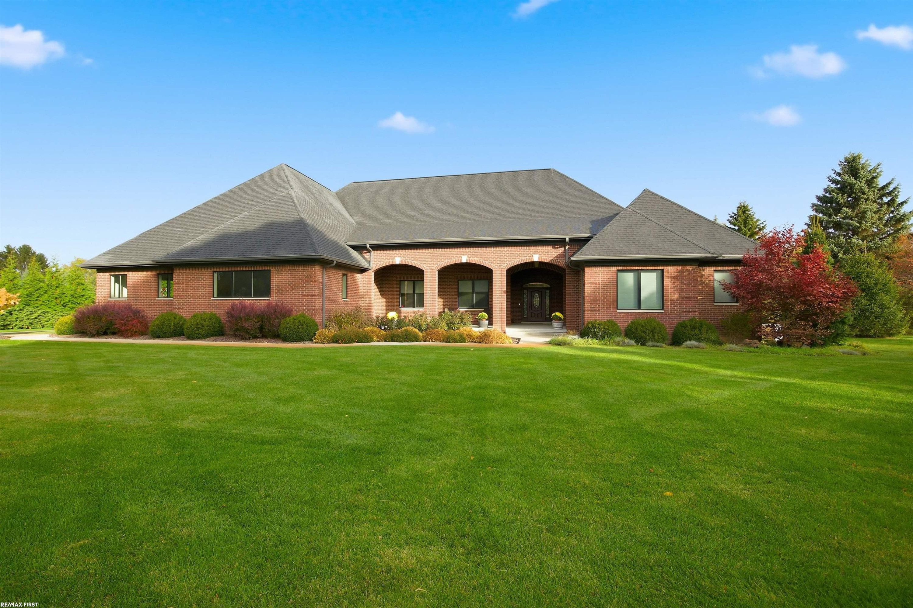 4376 Lancaster Drive, Clarkston, MI 48348 — Photo 73