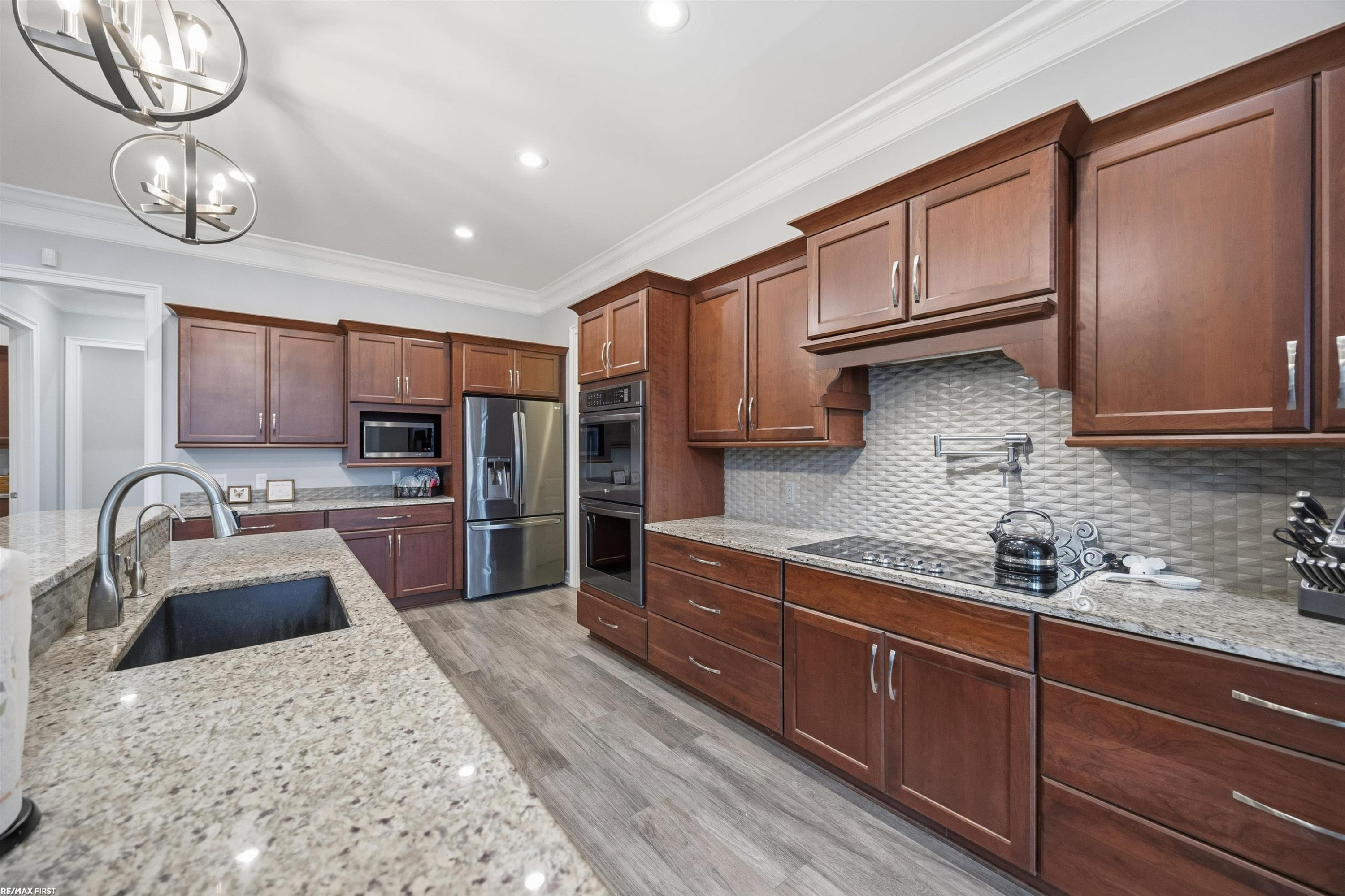 4376 Lancaster Drive, Clarkston, MI 48348 — Photo 30