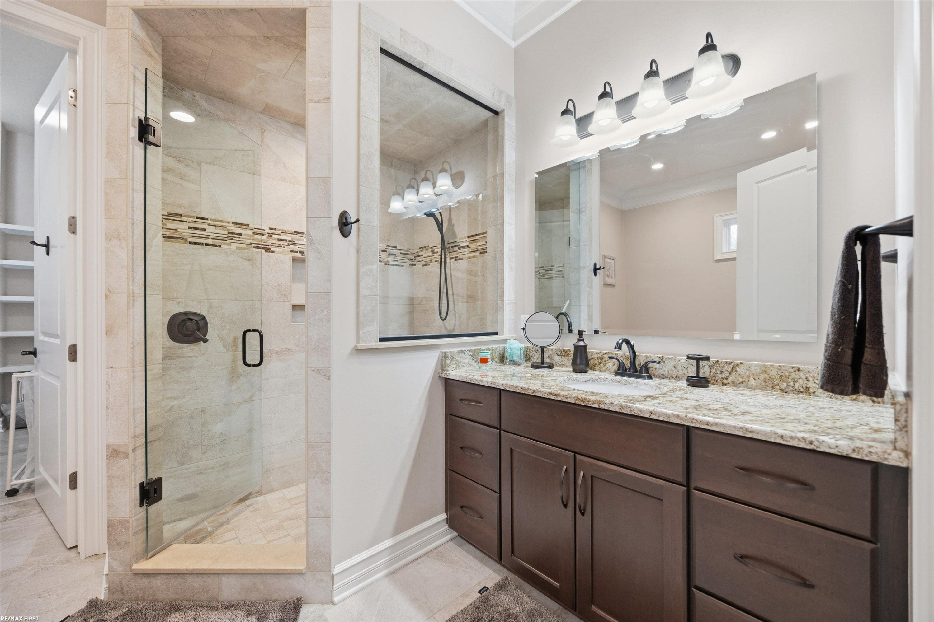 4376 Lancaster Drive, Clarkston, MI 48348 — Photo 44