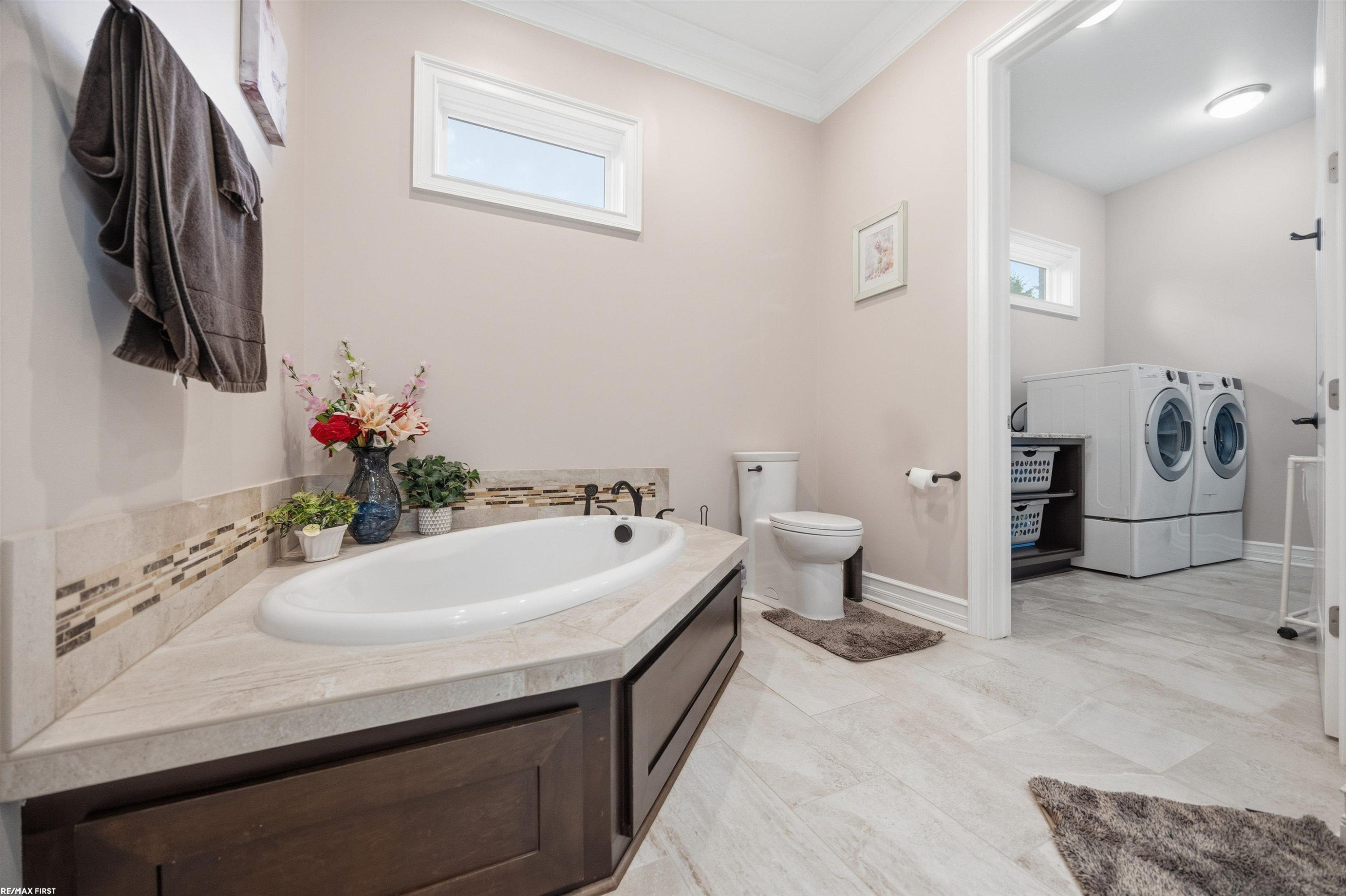 4376 Lancaster Drive, Clarkston, MI 48348 — Photo 45