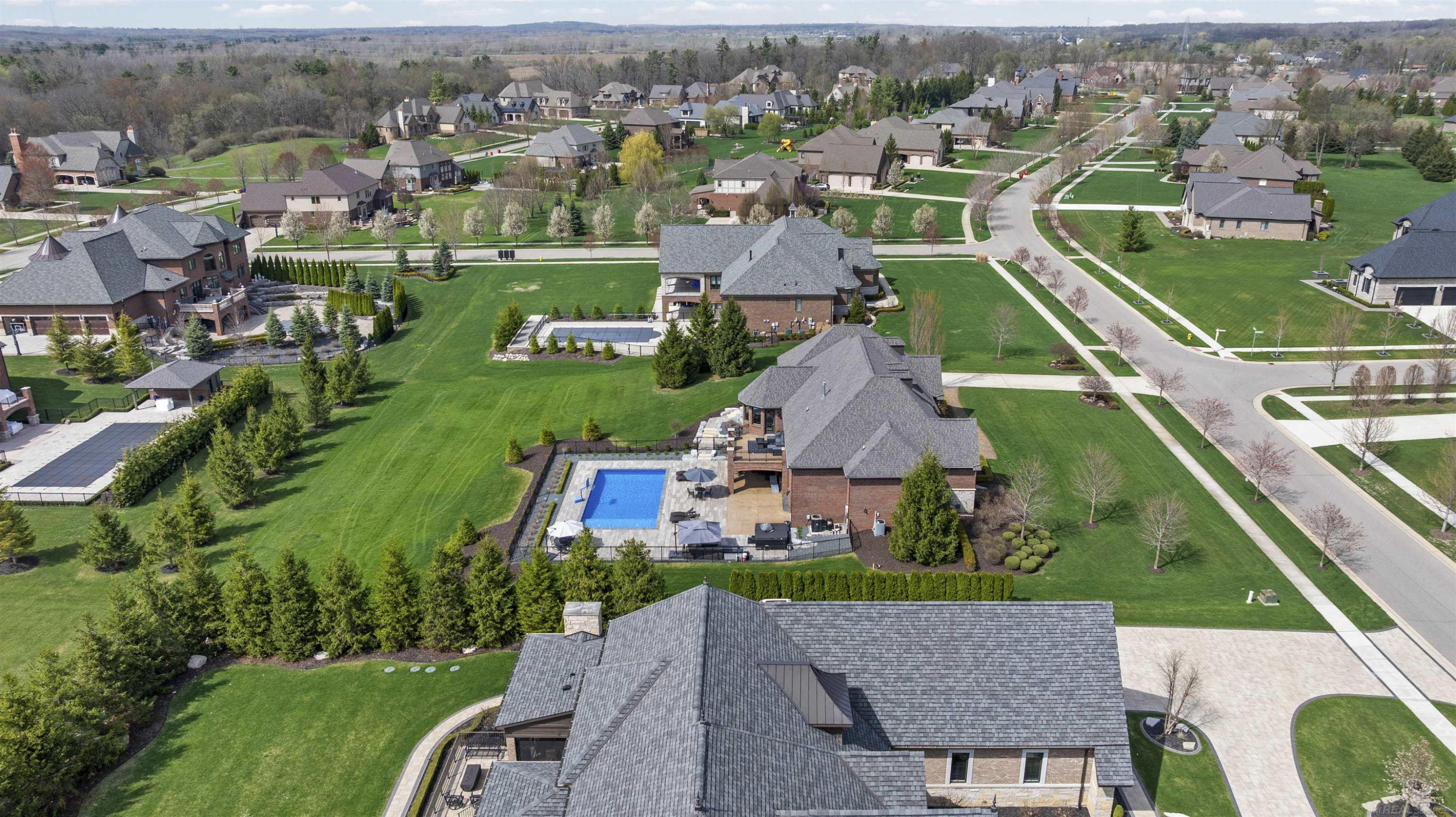 61657 Cotswold Drive, MI — Photo 23