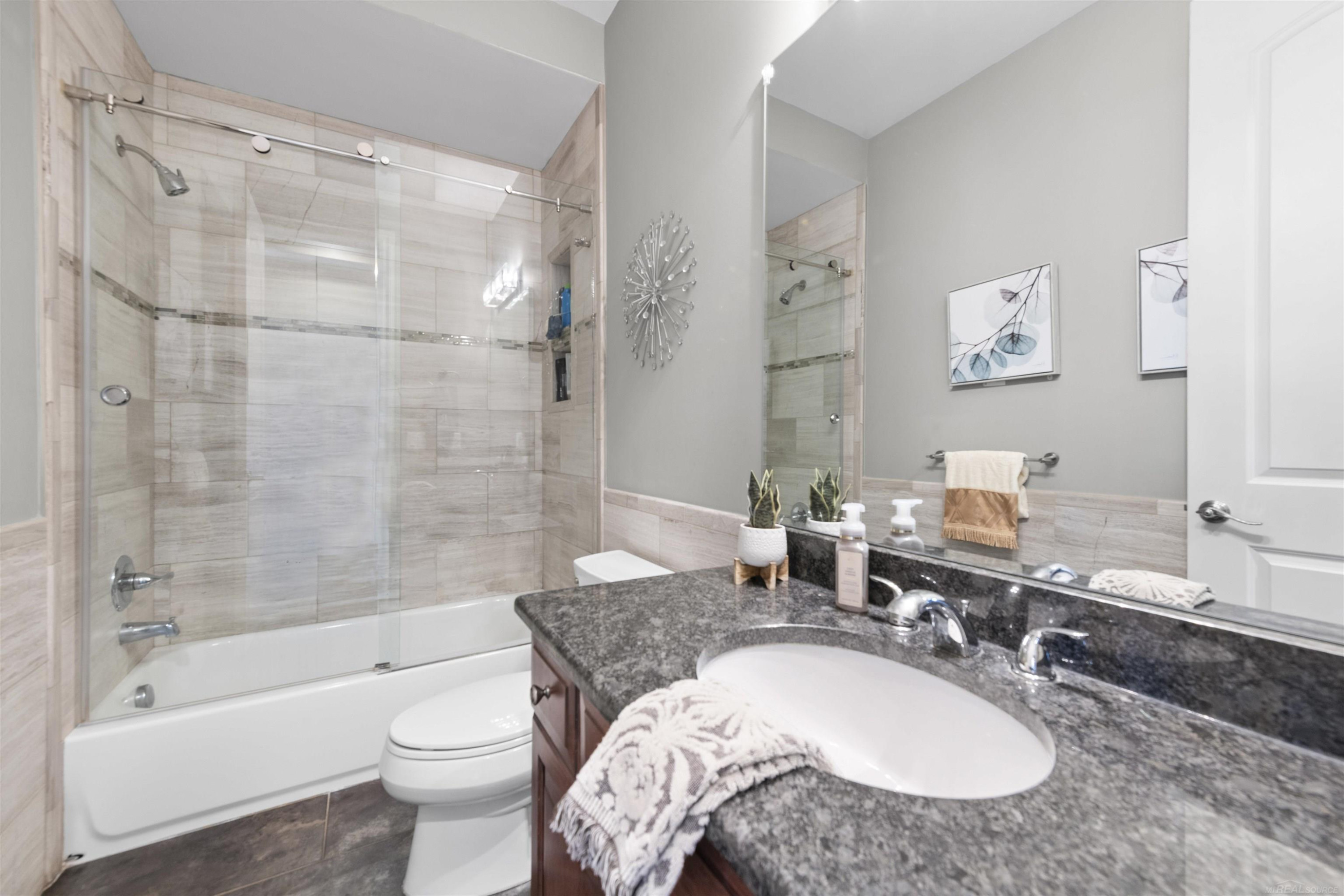 61657 Cotswold Drive, MI — Photo 35