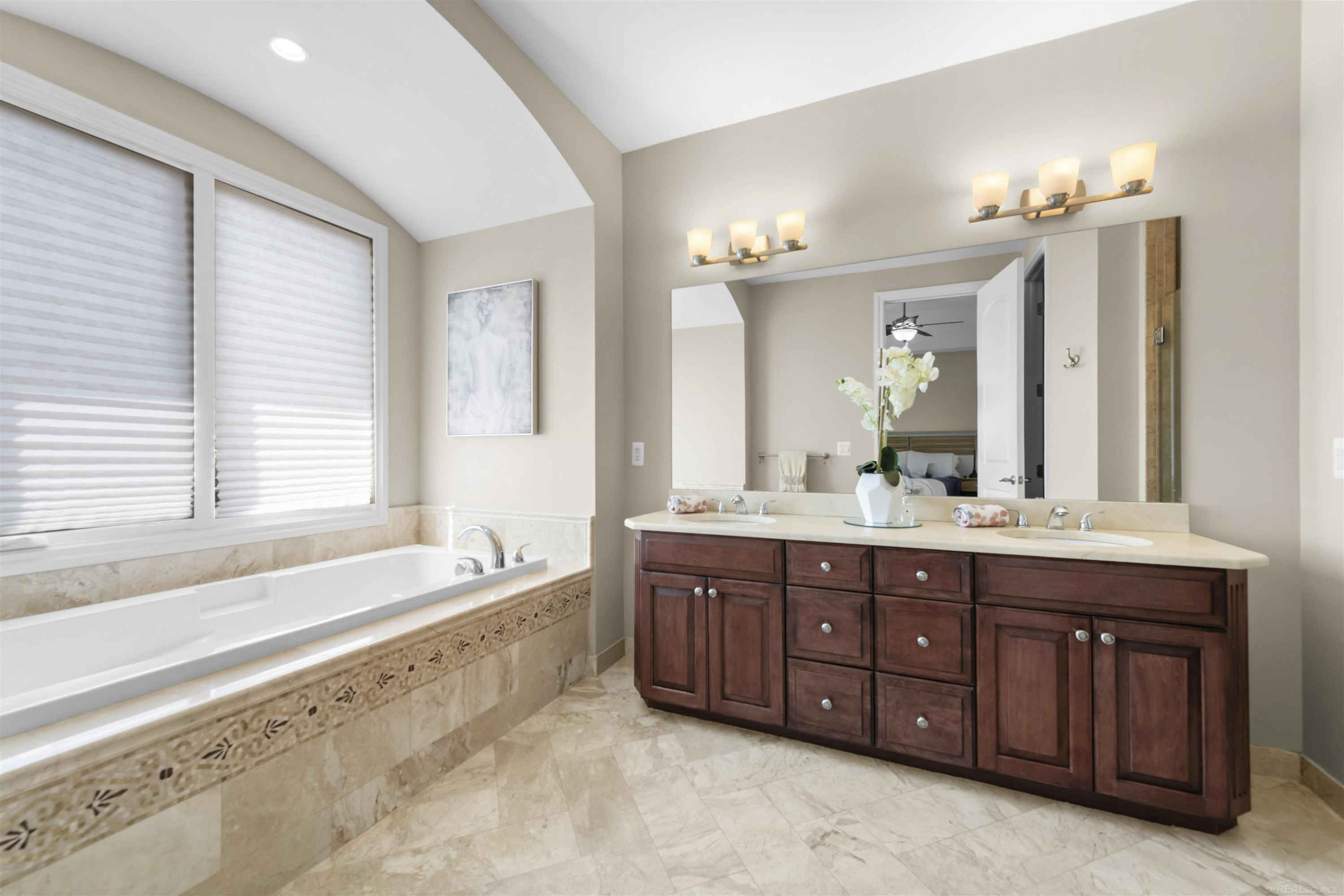 61657 Cotswold Drive, MI — Photo 49