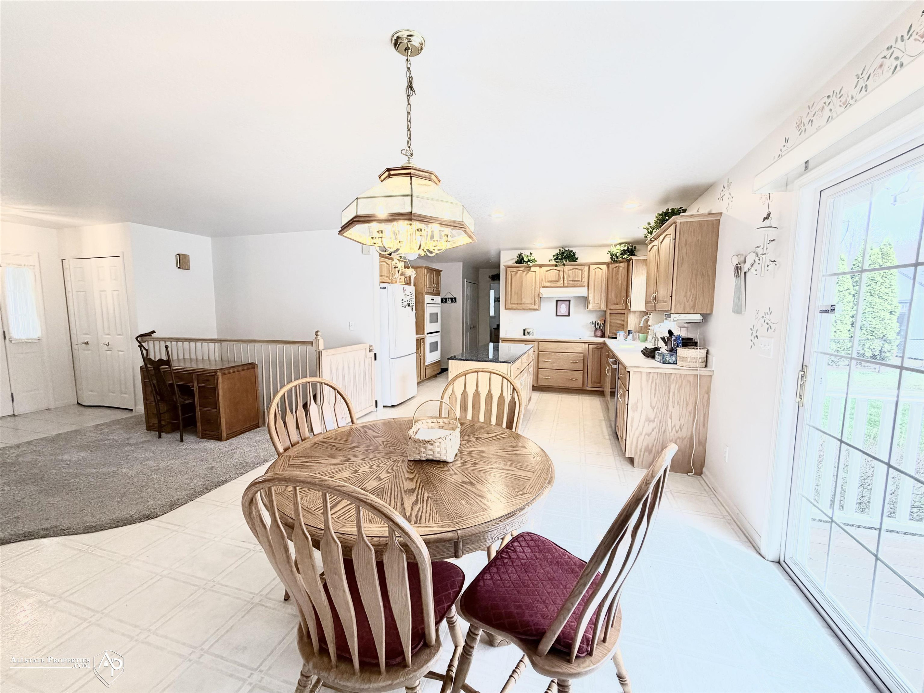 300 Carriage Way, Davison, MI 48423 — Photo 9