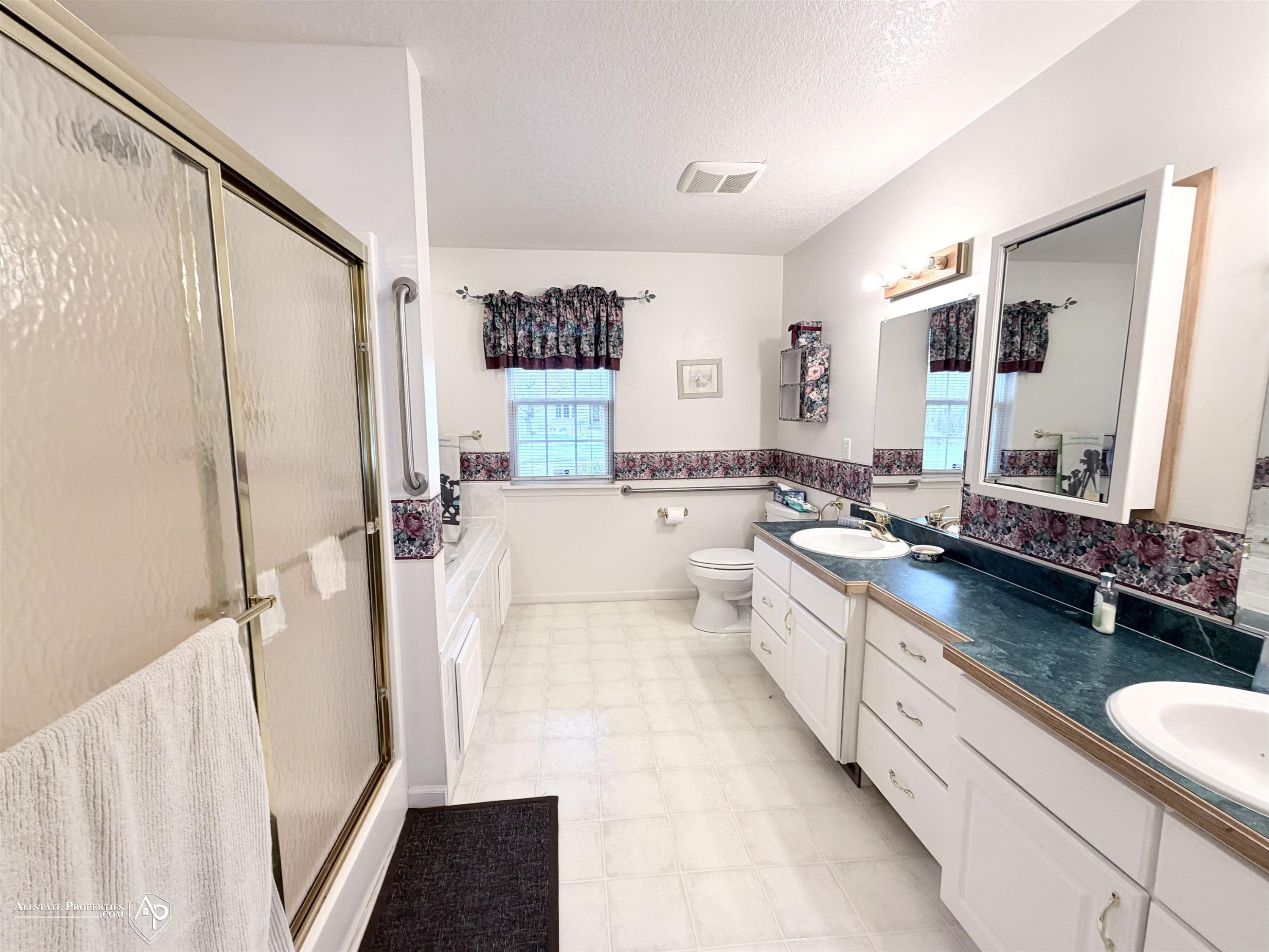 300 Carriage Way, Davison, MI 48423 — Photo 11