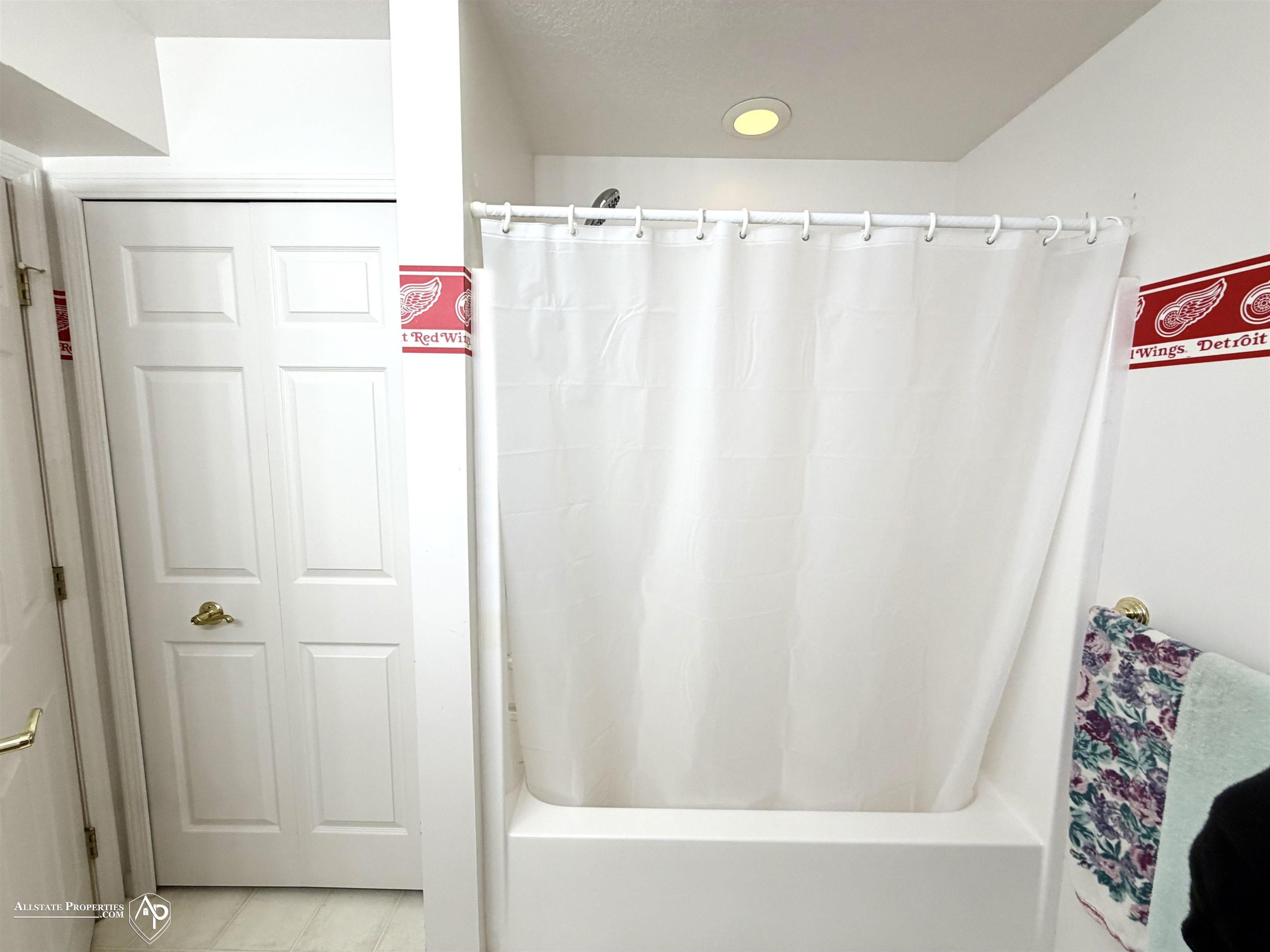 300 Carriage Way, Davison, MI 48423 — Photo 26