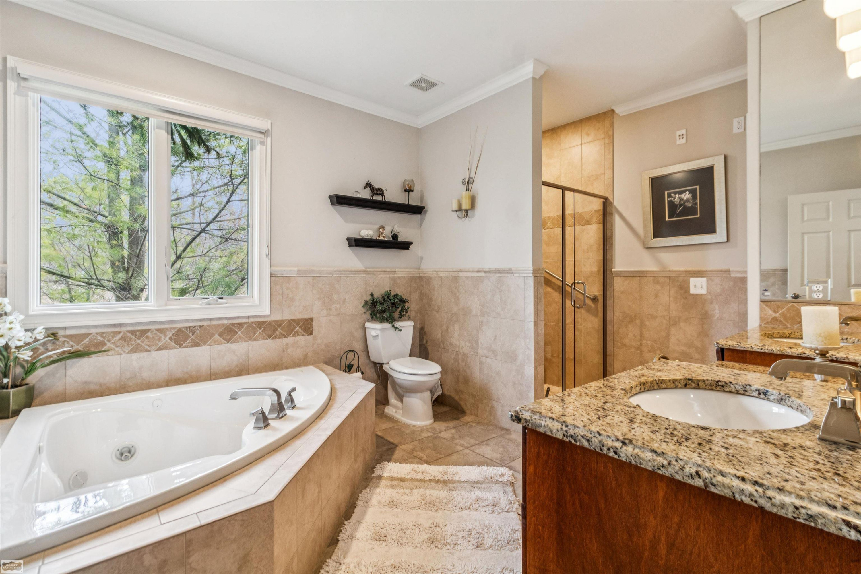 54361 PINE Street, New Baltimore, MI 48047 — Photo 17