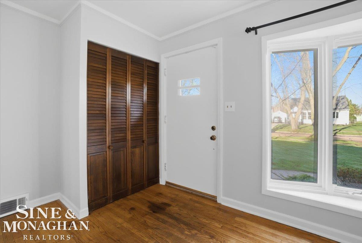 1313 Minnesota Avenue, Marysville, MI 48040 — Photo 2