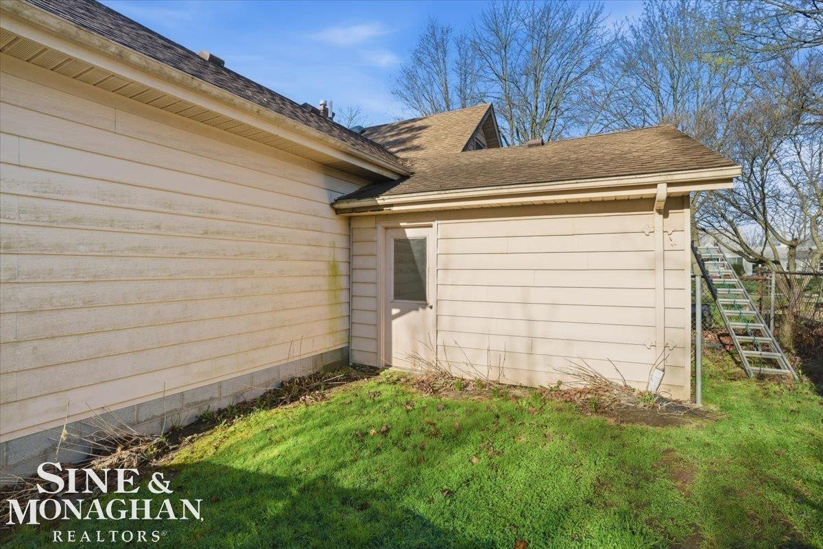 1313 Minnesota Avenue, Marysville, MI 48040 — Photo 32