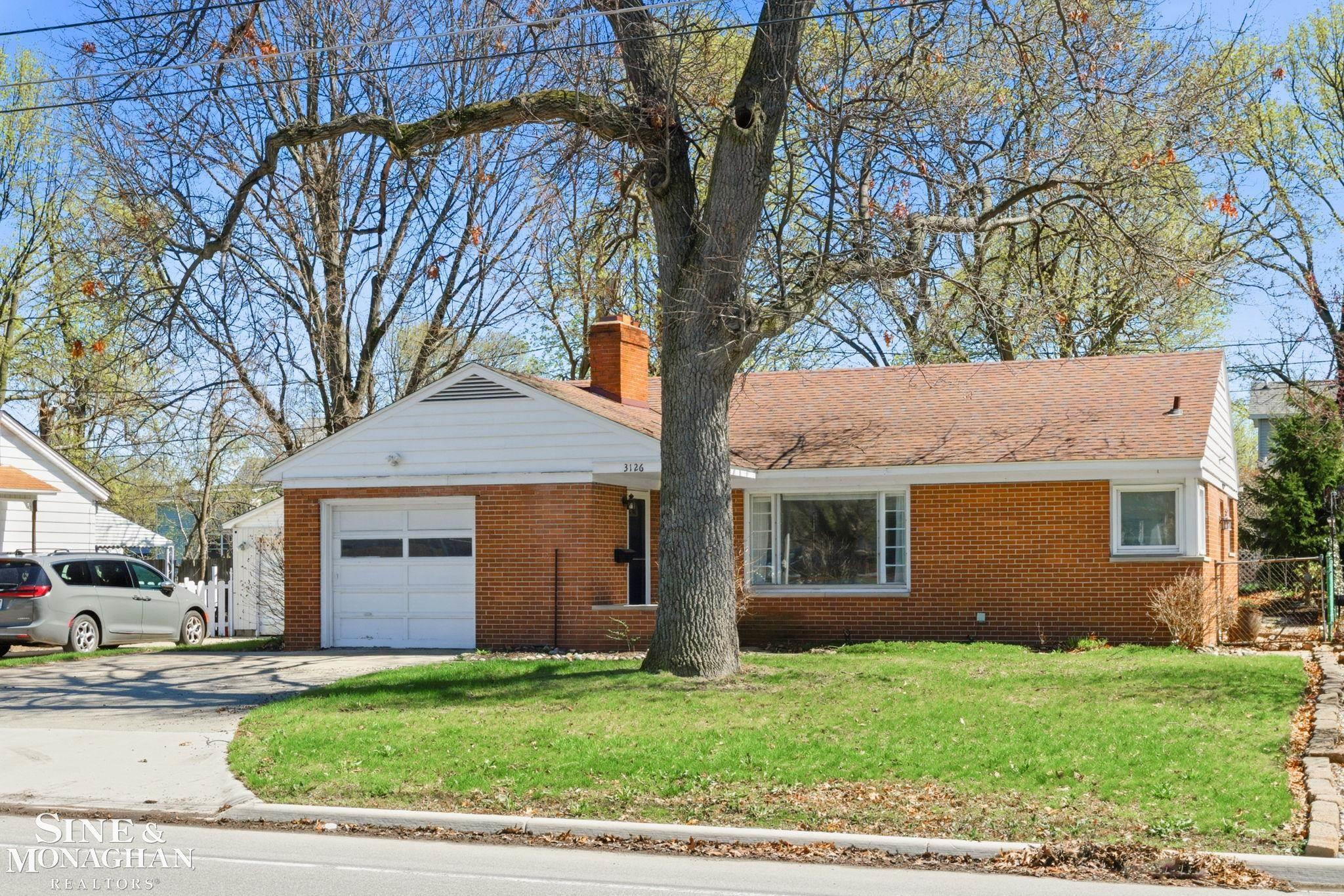 3126 Gratiot Avenue, Port Huron, MI 48060 — Photo 2