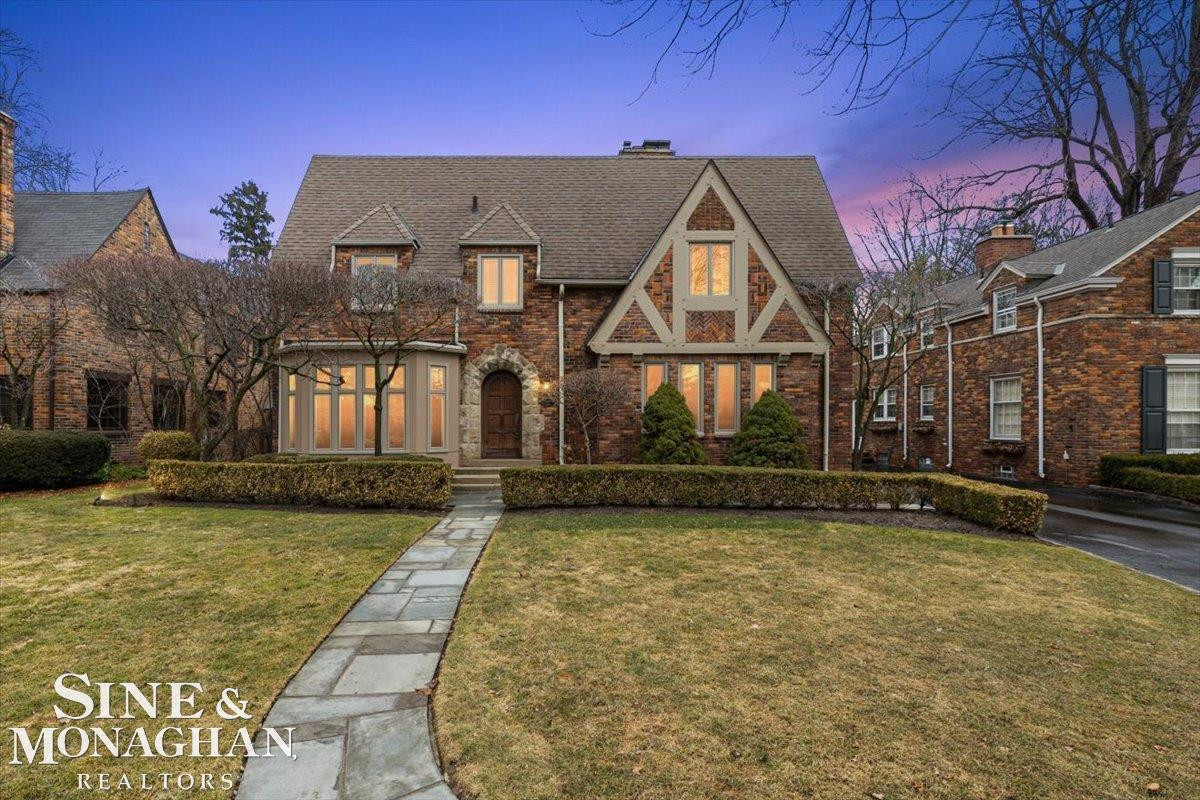 122 Moran Road, Grosse Pointe Farms, MI 48236 — Photo 7