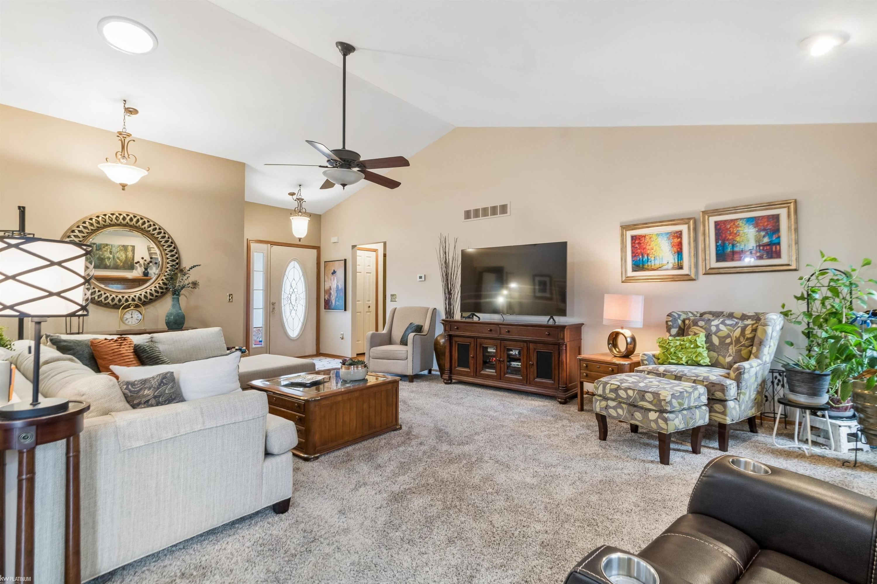 22480 Clearwater Drive, Macomb, MI 48044 — Photo 3
