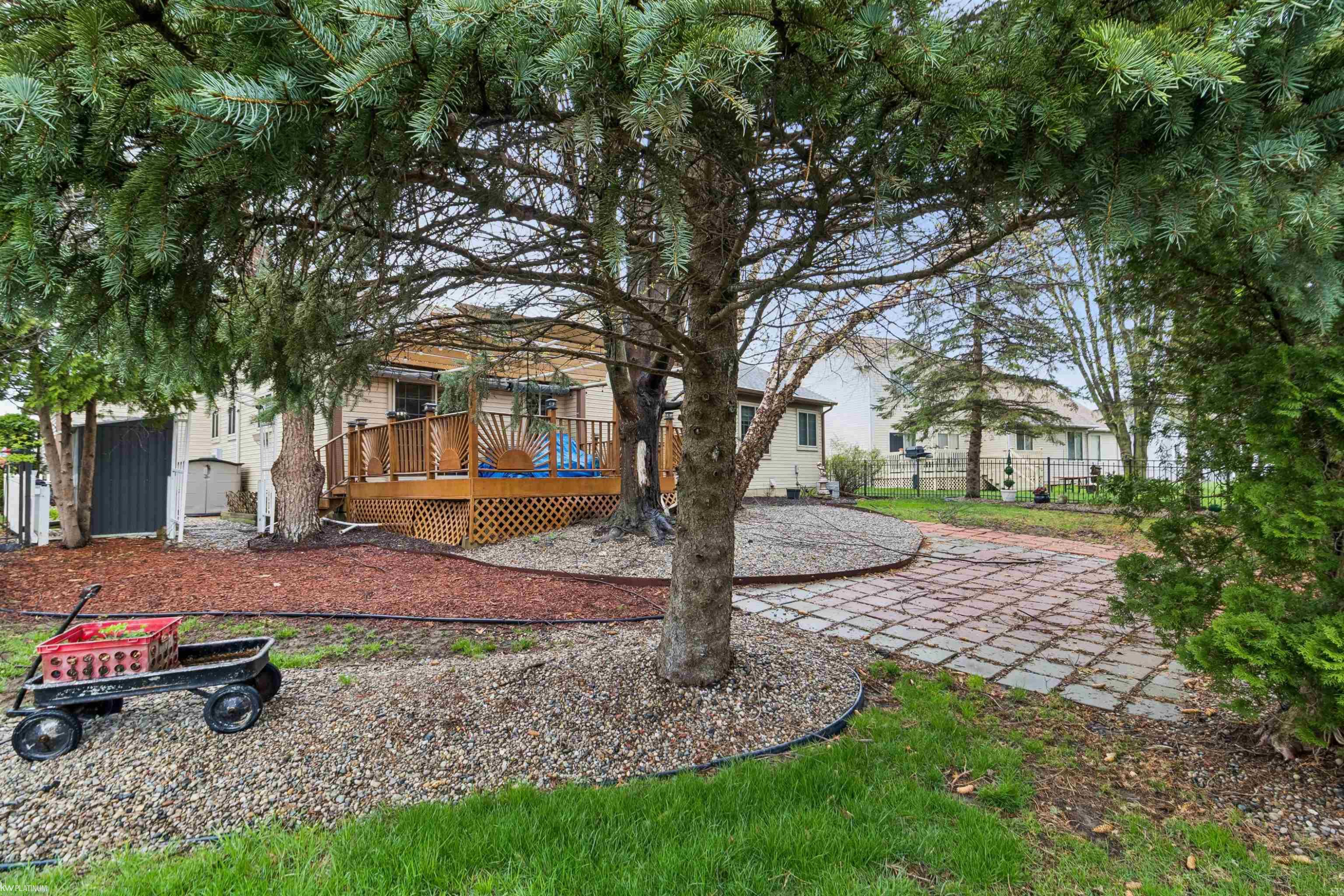 22480 Clearwater Drive, Macomb, MI 48044 — Photo 34