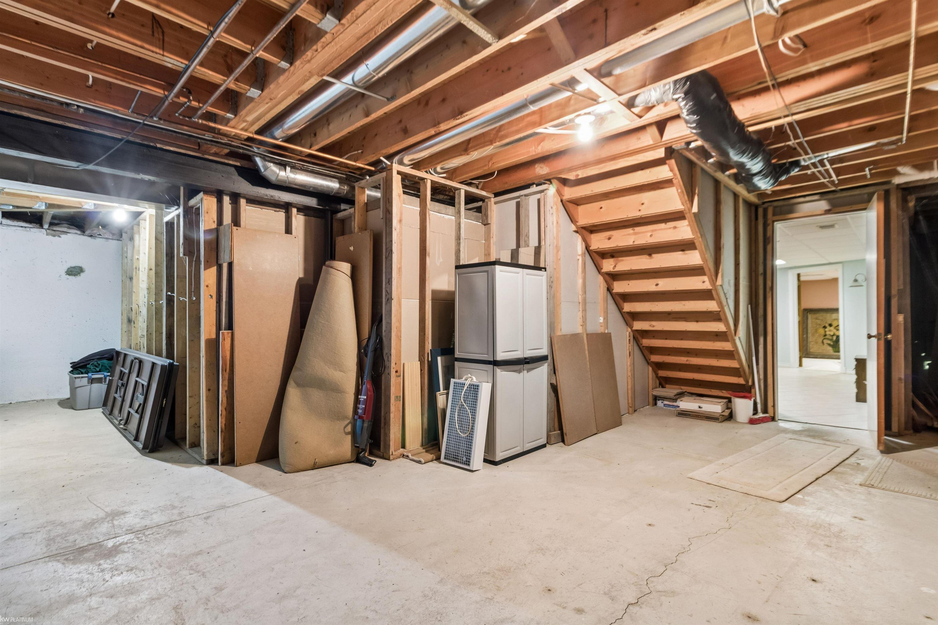 21370 Sabrina Drive, MI 48044 — Photo 28