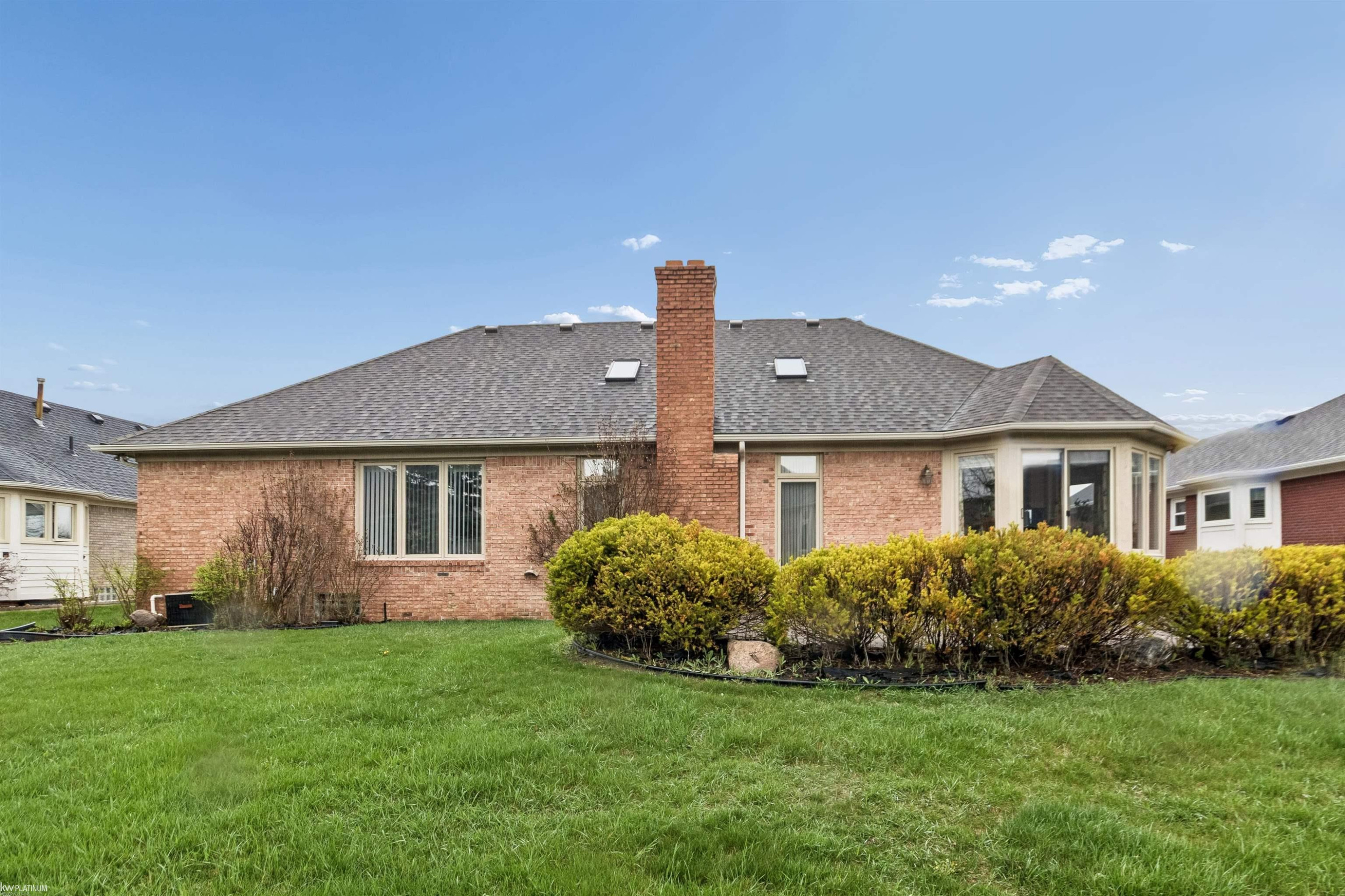 21370 Sabrina Drive, MI 48044 — Photo 34