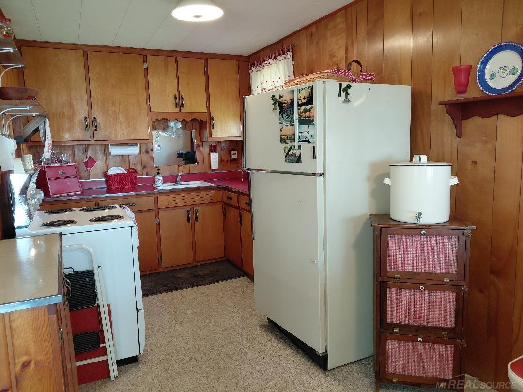 5806 N Lakeshore Road, Palms, MI 48465 — Photo 14