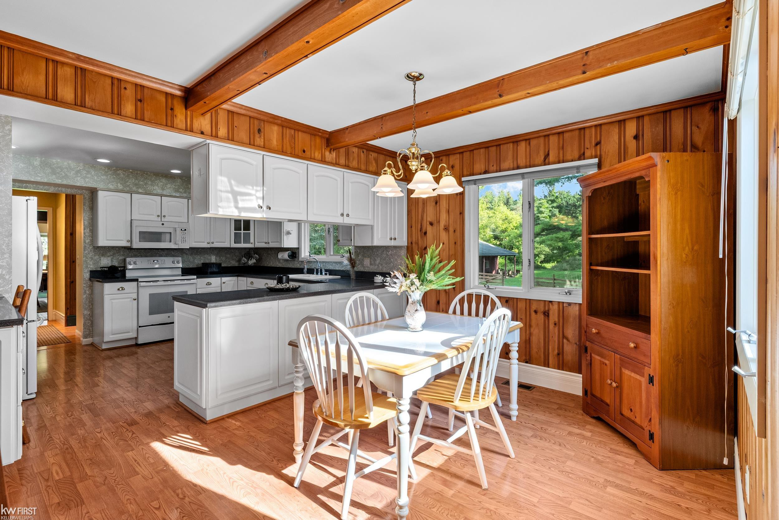 1061 Rose Center Road, Fenton, MI 48430 — Photo 8