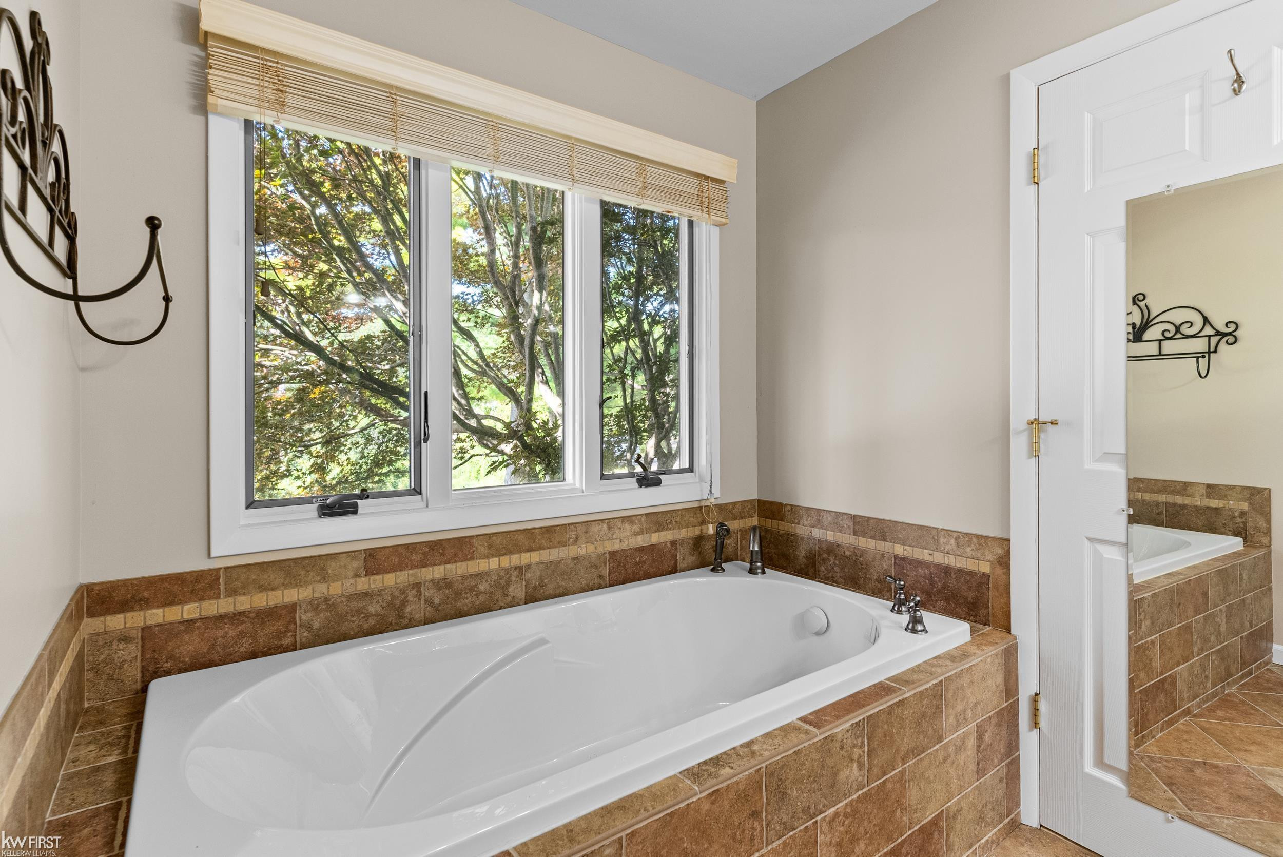 1061 Rose Center Road, Fenton, MI 48430 — Photo 20