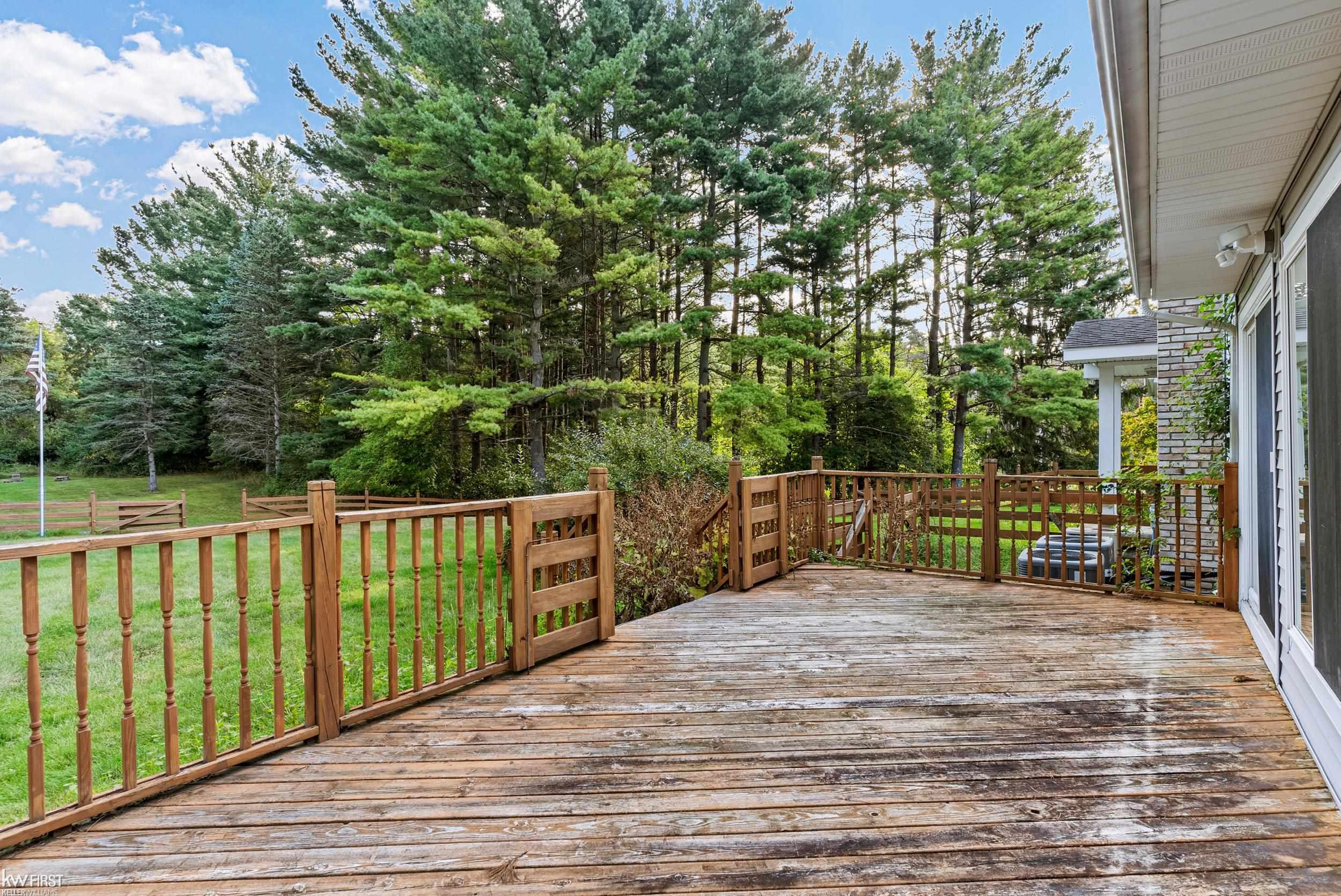 1061 Rose Center Road, Fenton, MI 48430 — Photo 54