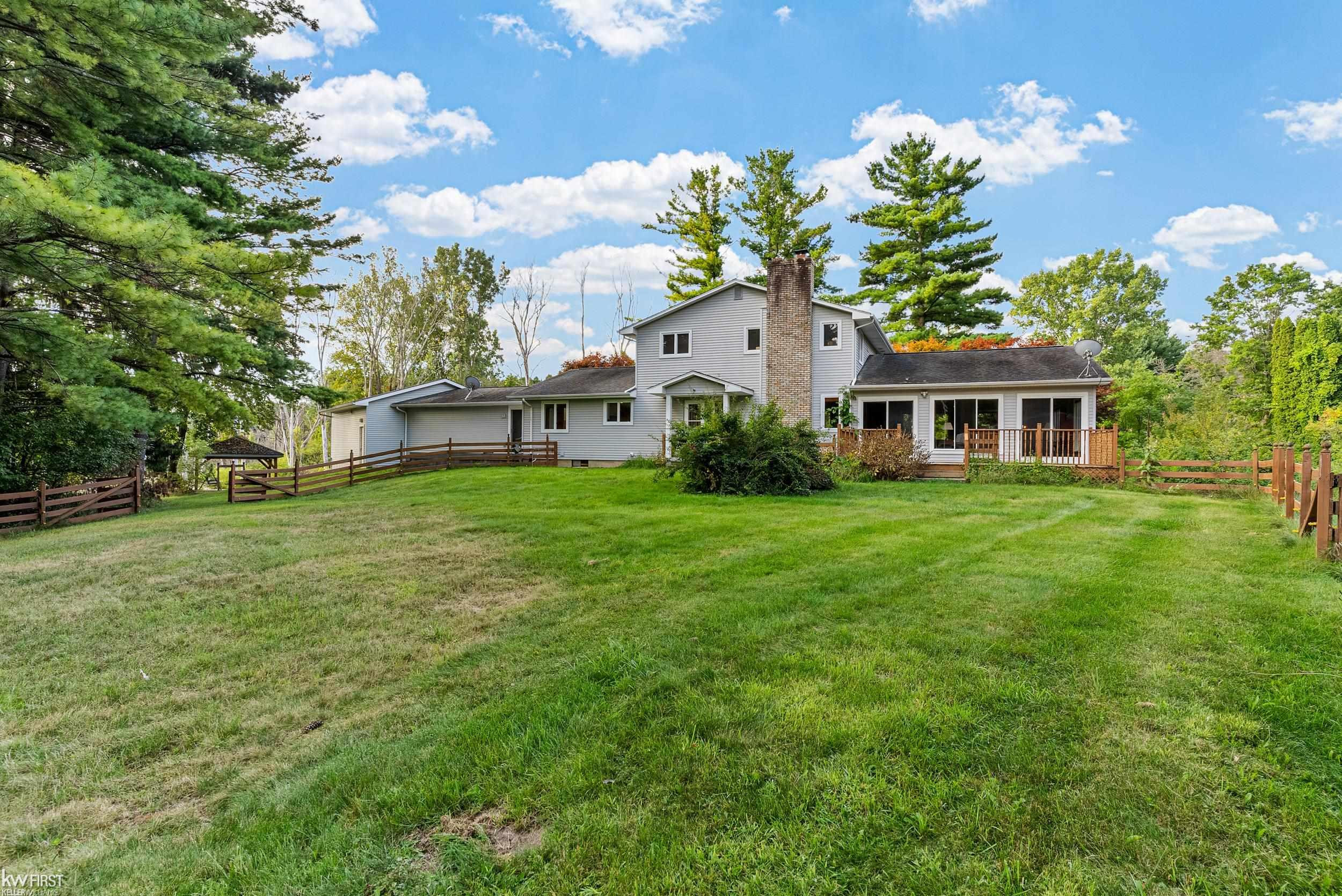 1061 Rose Center Road, Fenton, MI 48430 — Photo 56