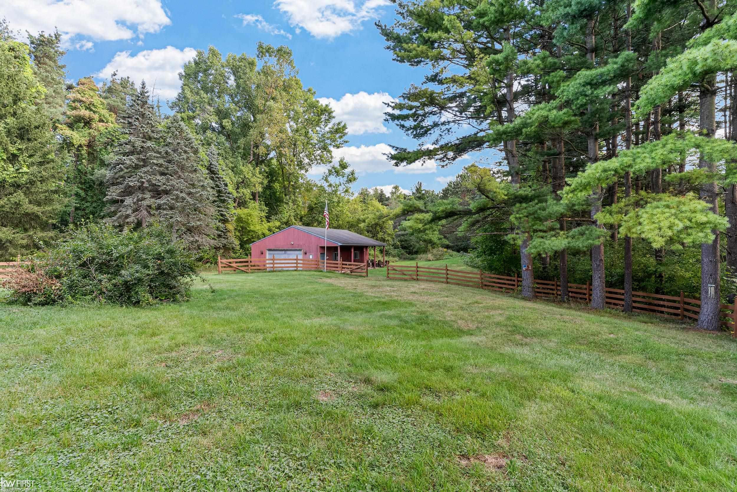 1061 Rose Center Road, Fenton, MI 48430 — Photo 57