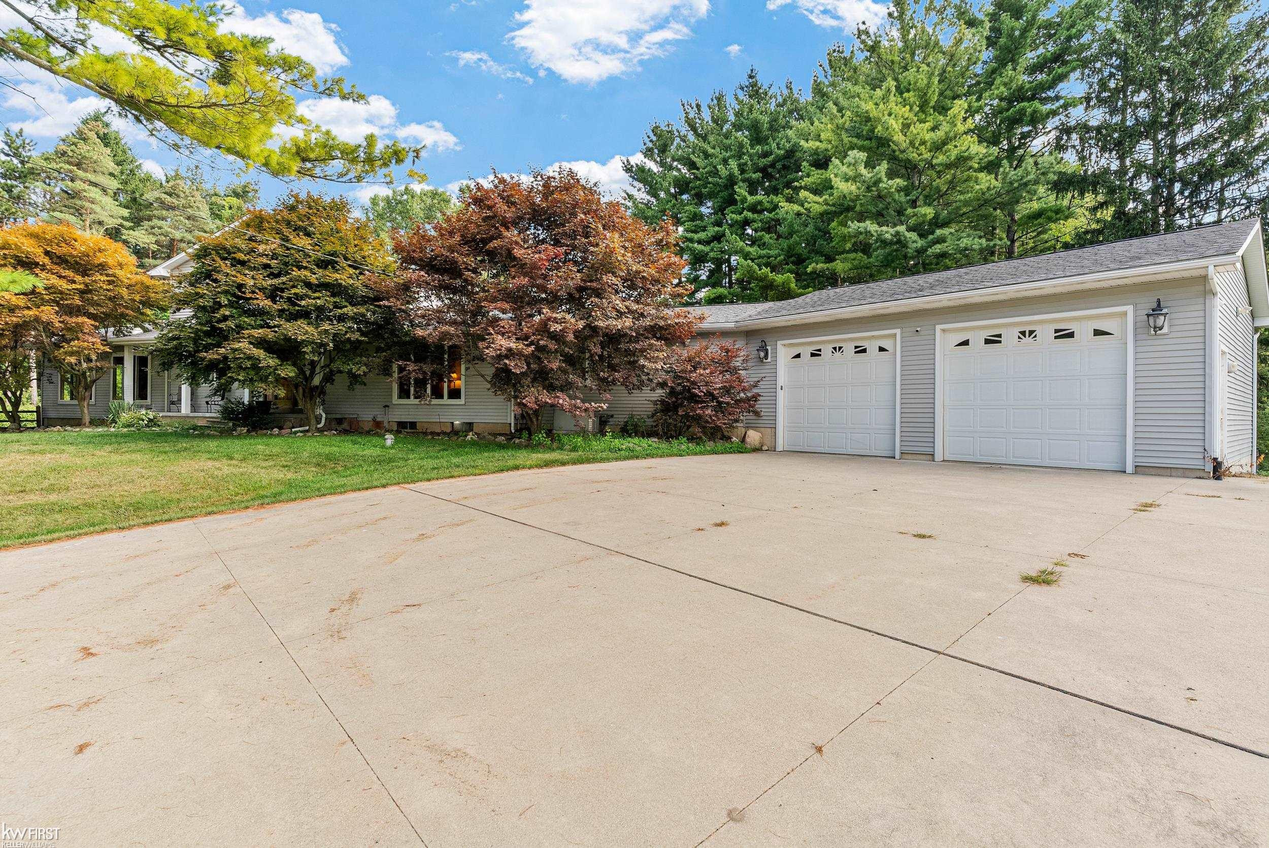 1061 Rose Center Road, Fenton, MI 48430 — Photo 60