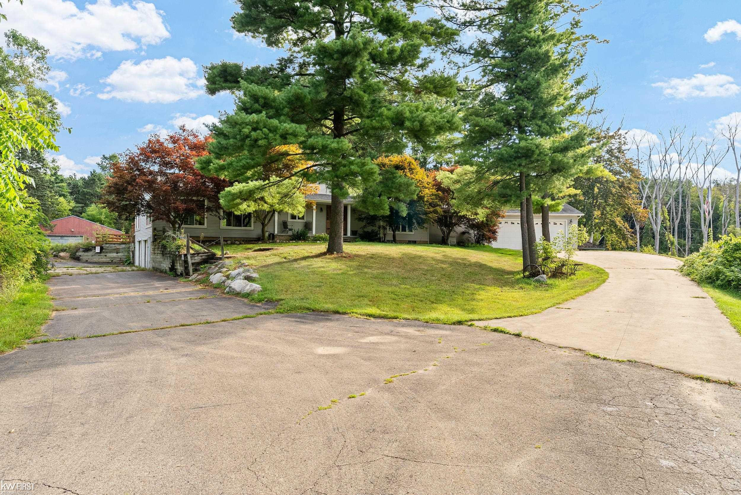 1061 Rose Center Road, Fenton, MI 48430 — Photo 61