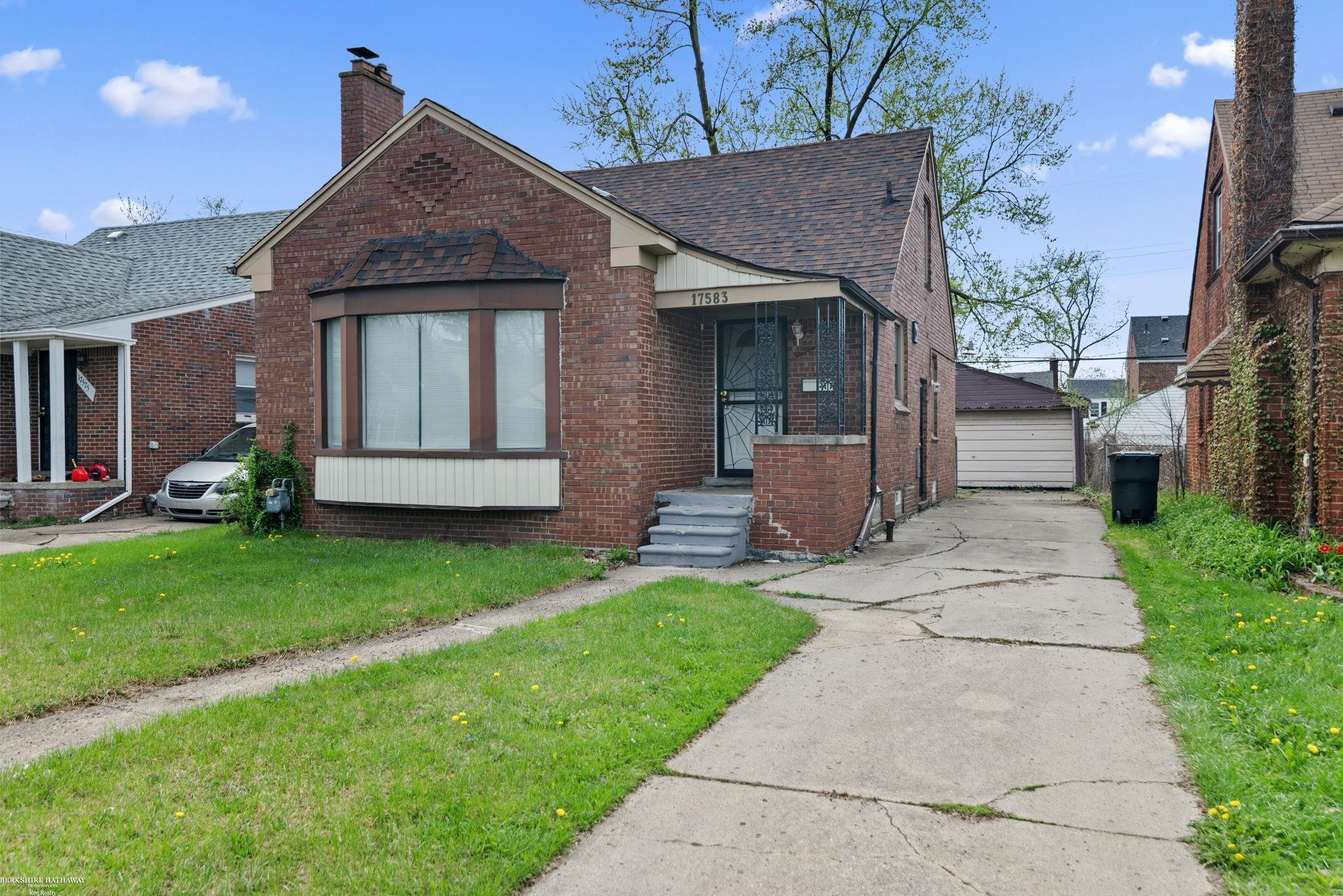 17583 Huntington Road, Detroit, MI 48219 — Photo 2