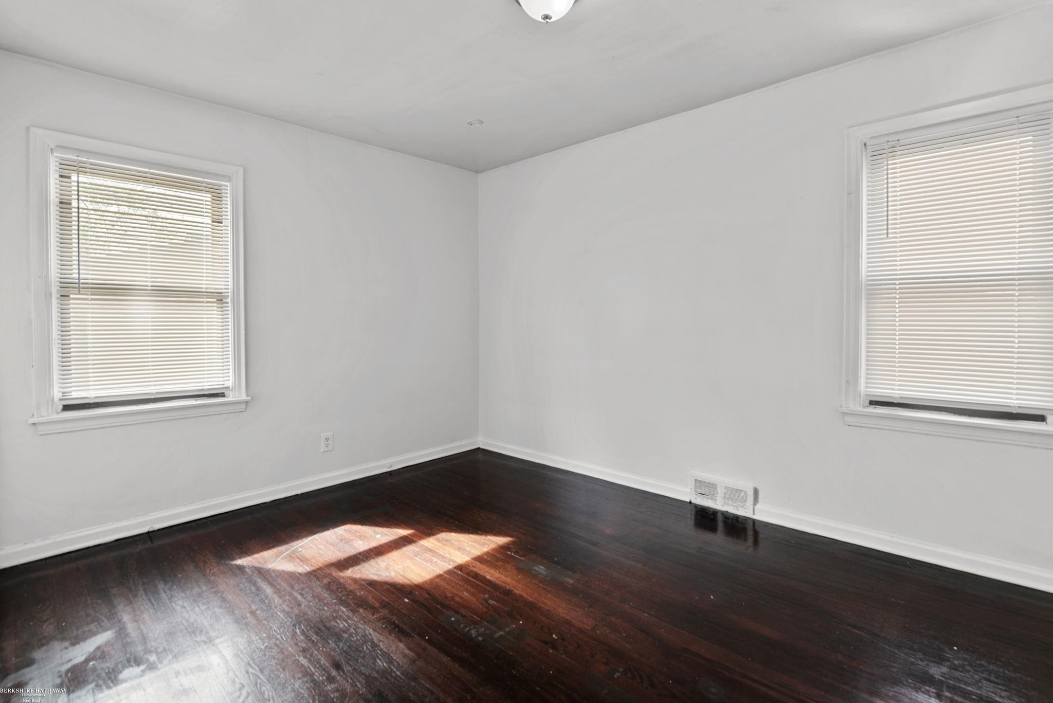 17583 Huntington Road, Detroit, MI 48219 — Photo 14