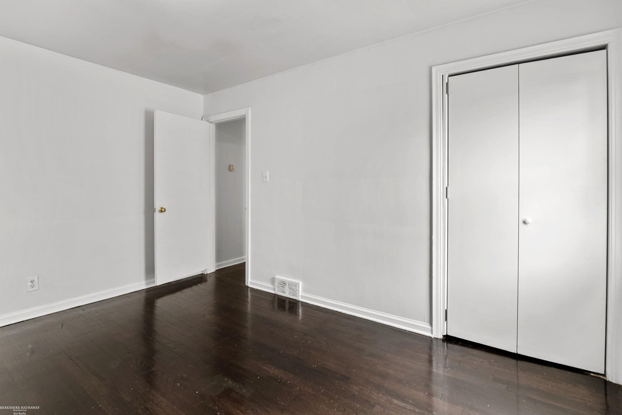 17583 Huntington Road, Detroit, MI 48219 — Photo 15