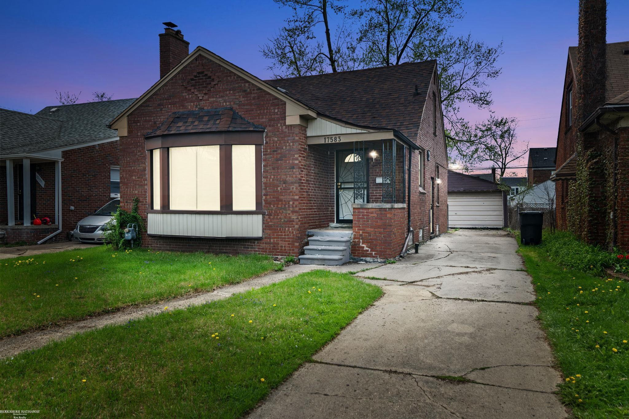 17583 Huntington Road, Detroit, MI 48219 — Photo 28