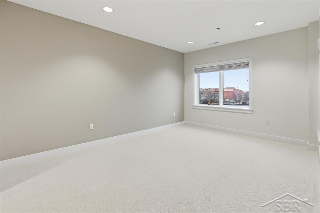 201 E Ellsworth Street, 302, Midland, MI 48640 — Photo 16