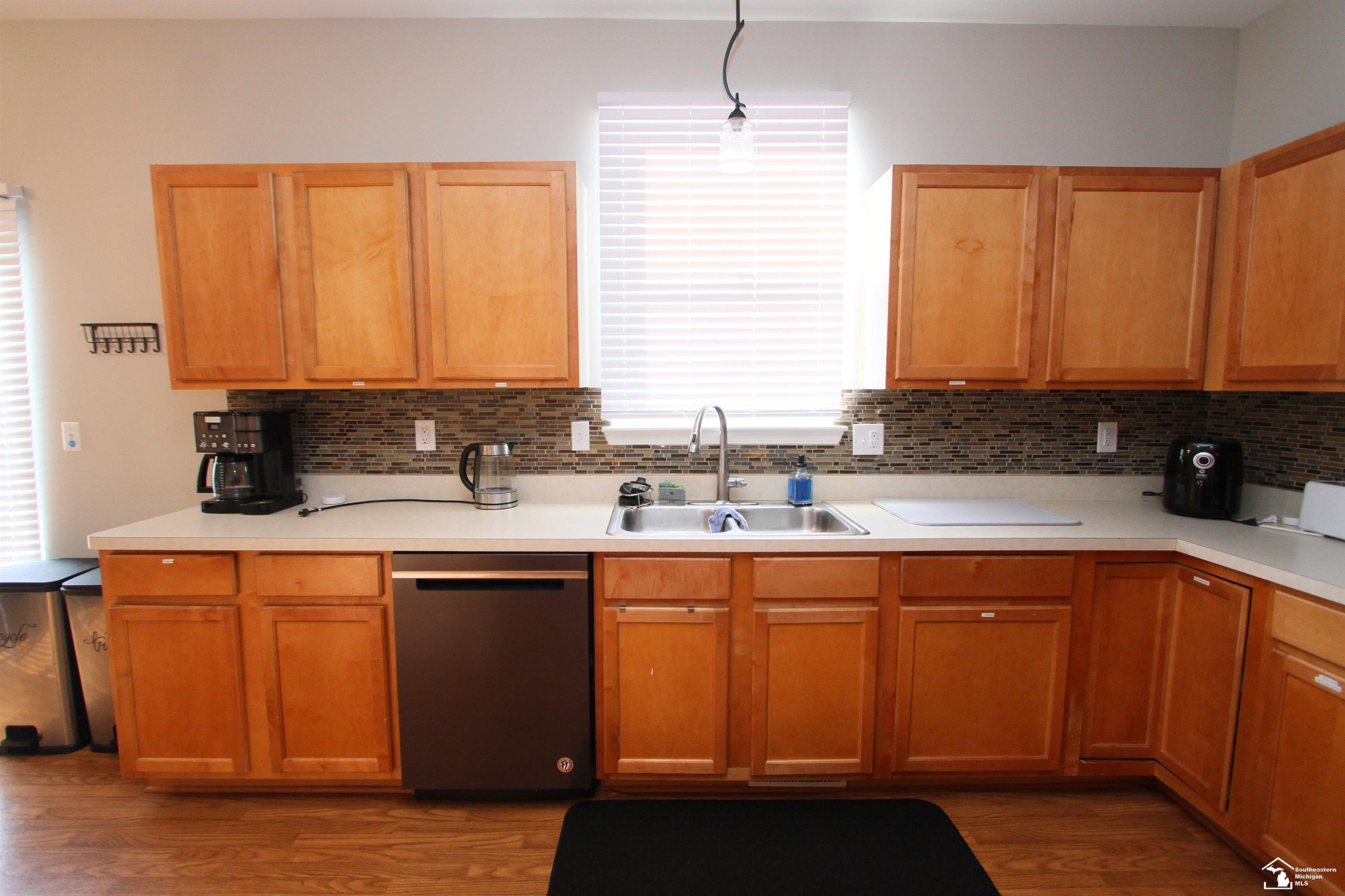 35773 Surrey Court, Romulus, MI 48174 — Photo 18