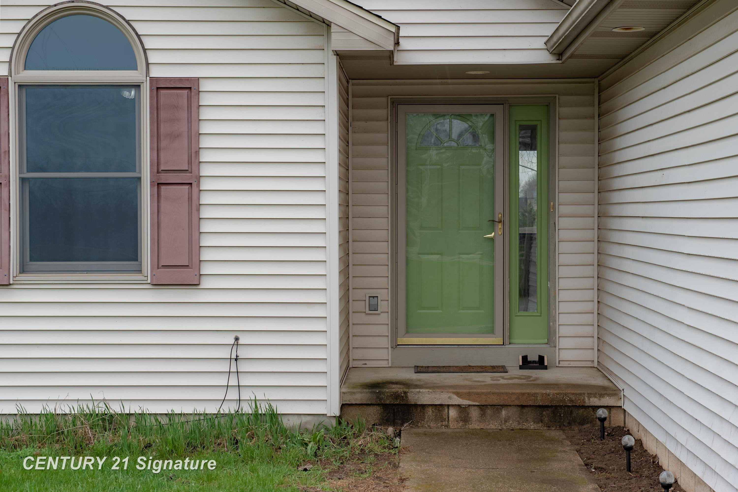 5501 N River Road, Freeland, MI 48623 — Photo 3