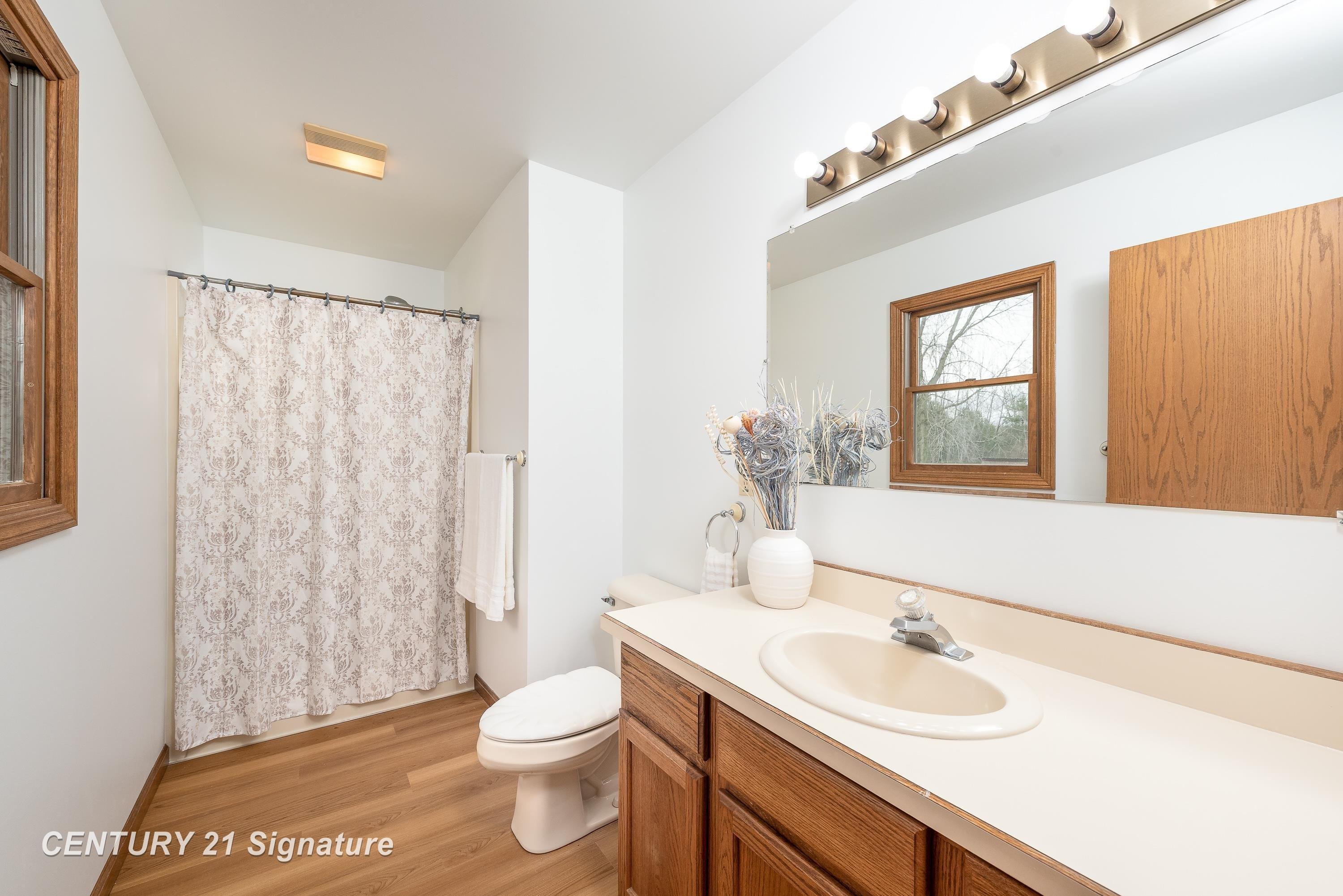 5501 N River Road, Freeland, MI 48623 — Photo 24