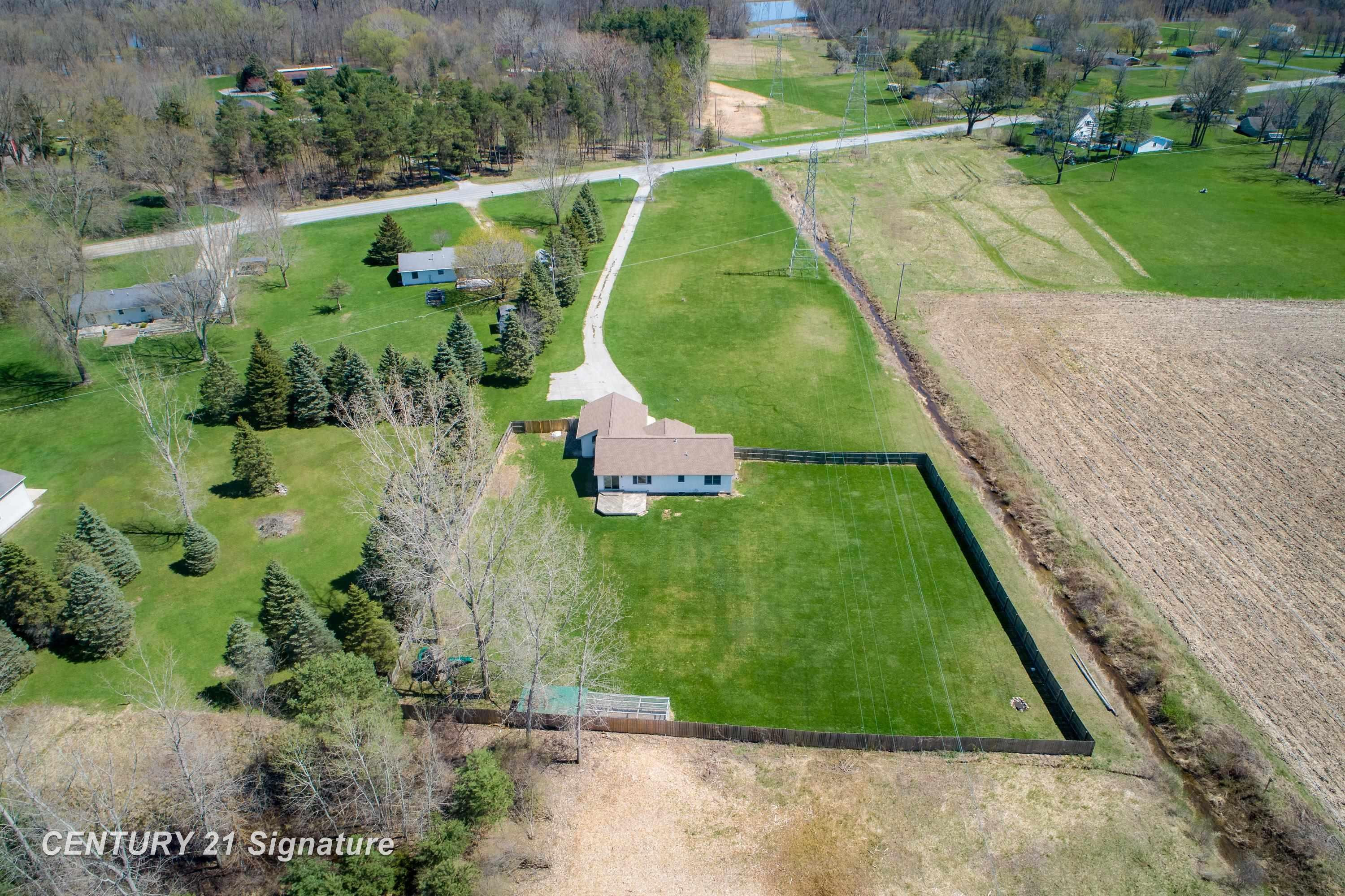 5501 N River Road, Freeland, MI 48623 — Photo 49