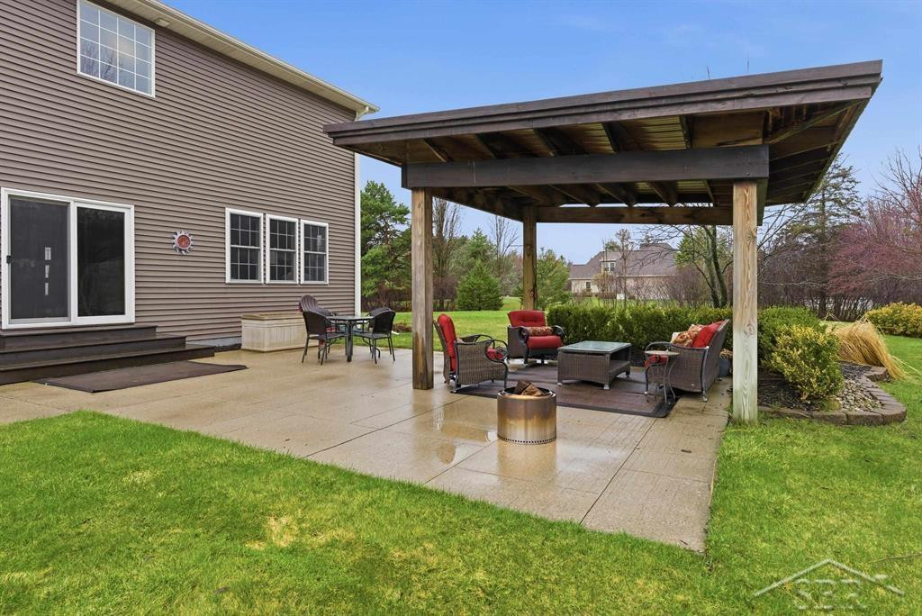 3369 E Greystone Place, Midland, MI 48642 — Photo 40