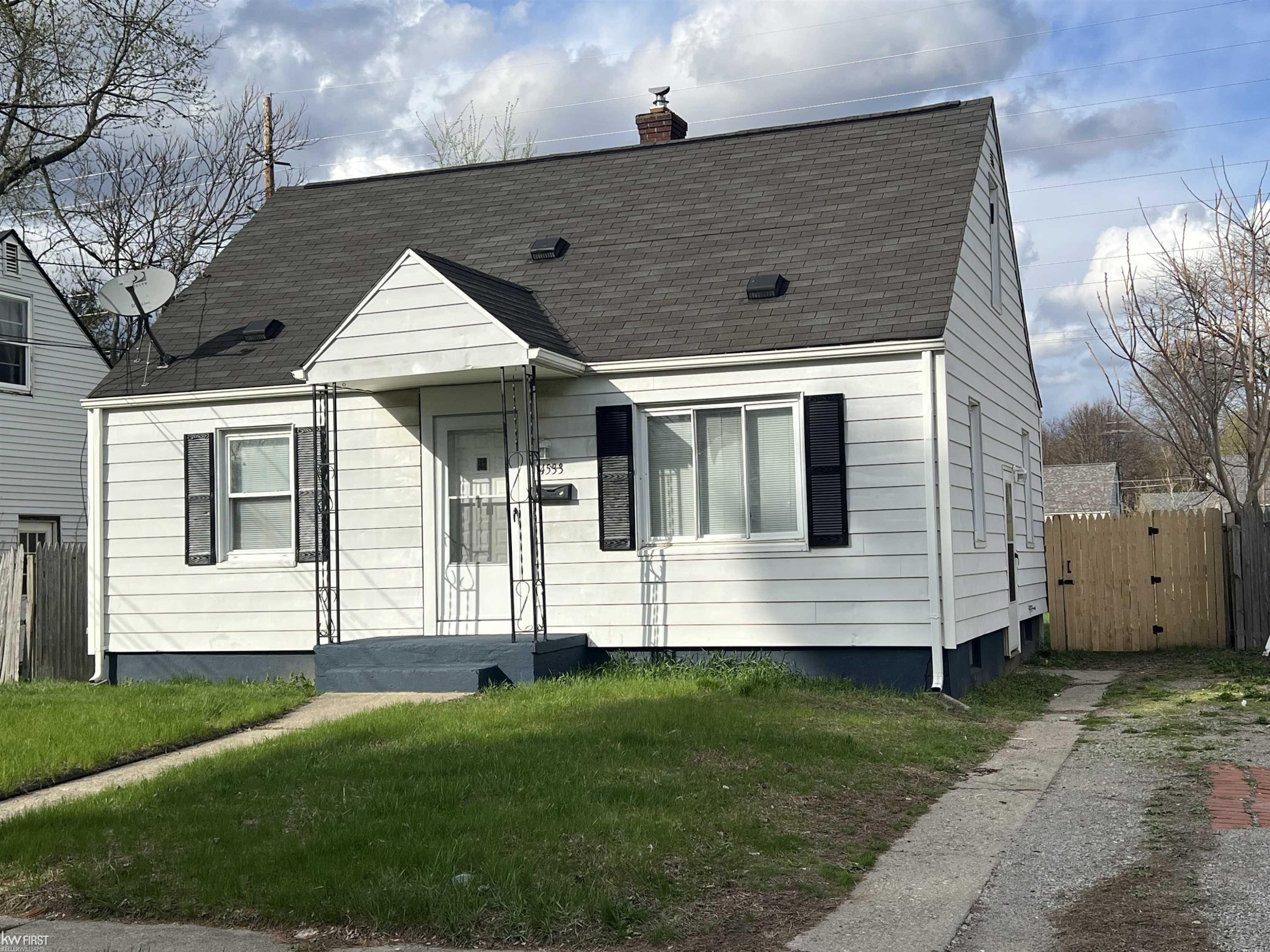 4533 Pengelly Rd Road, Flint, MI 48507 — Photo 2