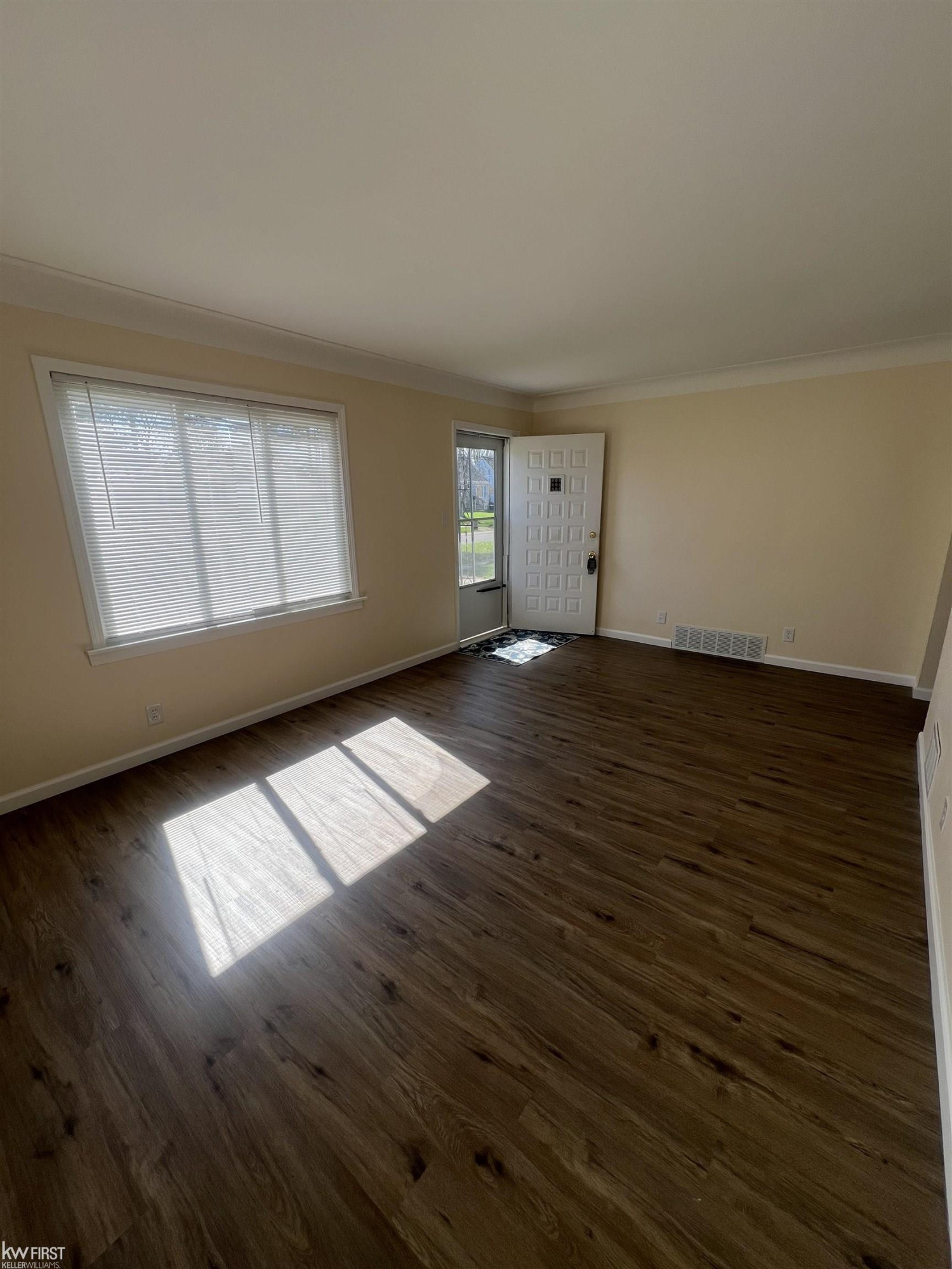 4533 Pengelly Rd Road, Flint, MI 48507 — Photo 5