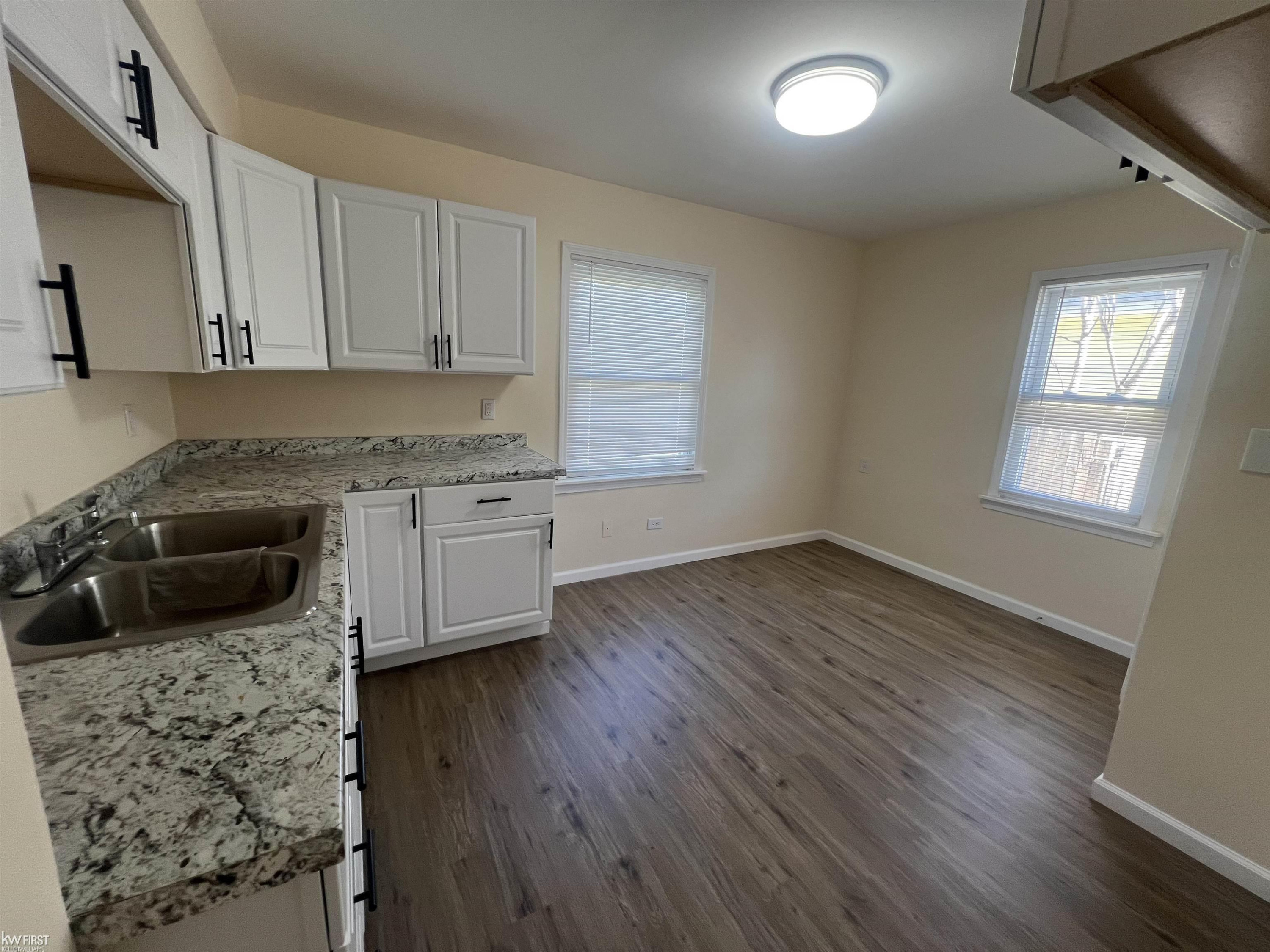 4533 Pengelly Rd Road, Flint, MI 48507 — Photo 8