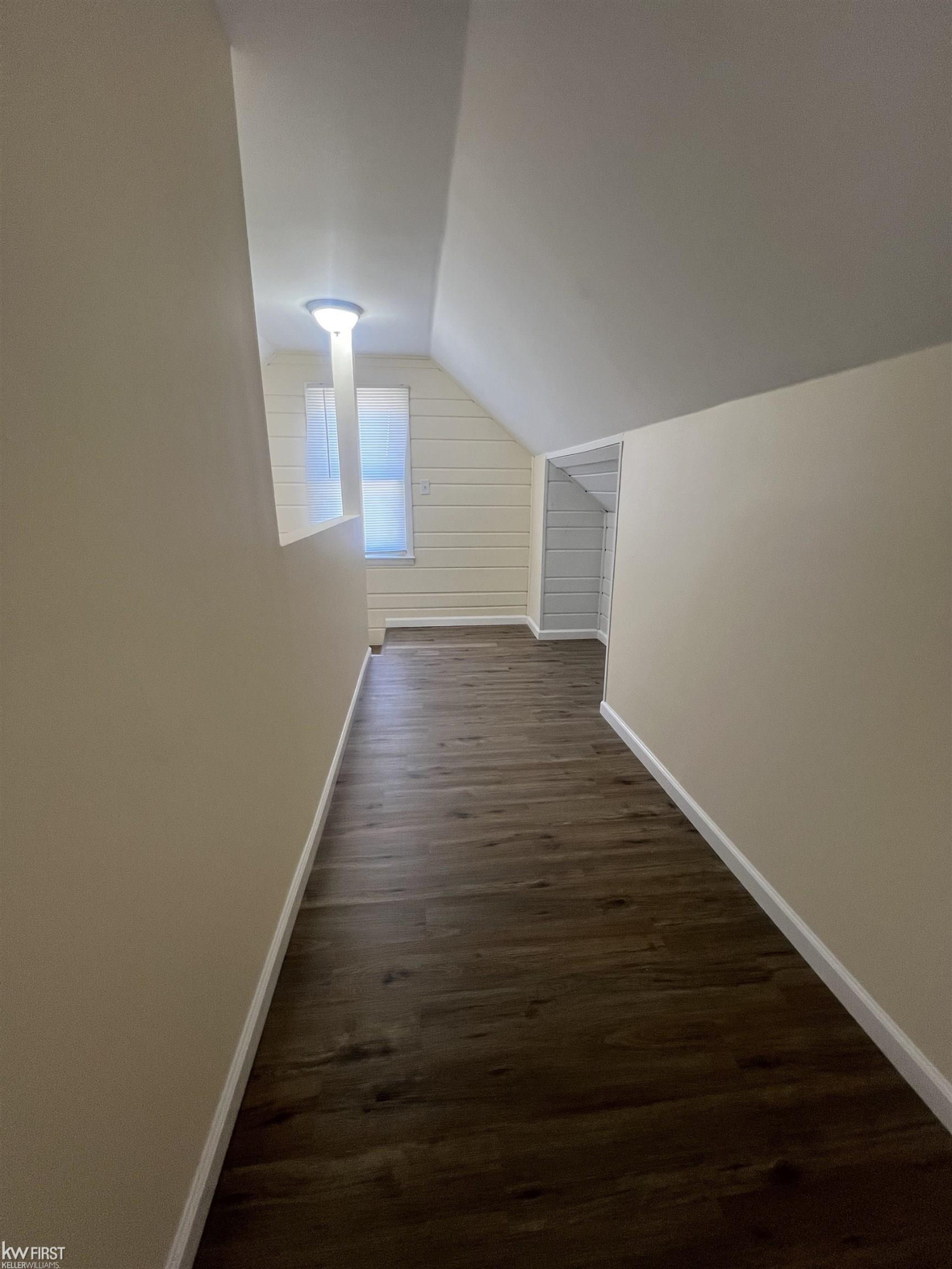 4533 Pengelly Rd Road, Flint, MI 48507 — Photo 10