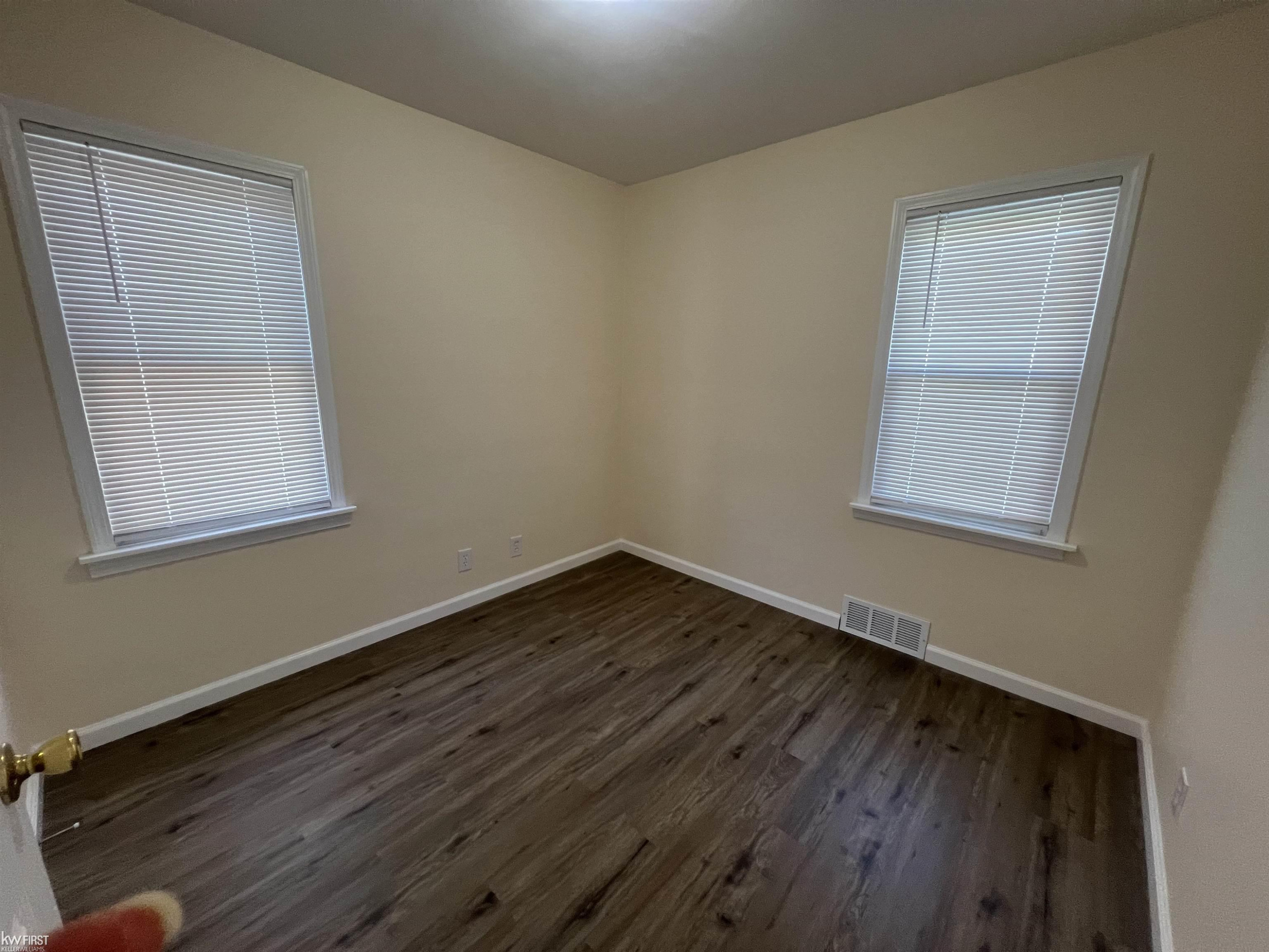 4533 Pengelly Rd Road, Flint, MI 48507 — Photo 20