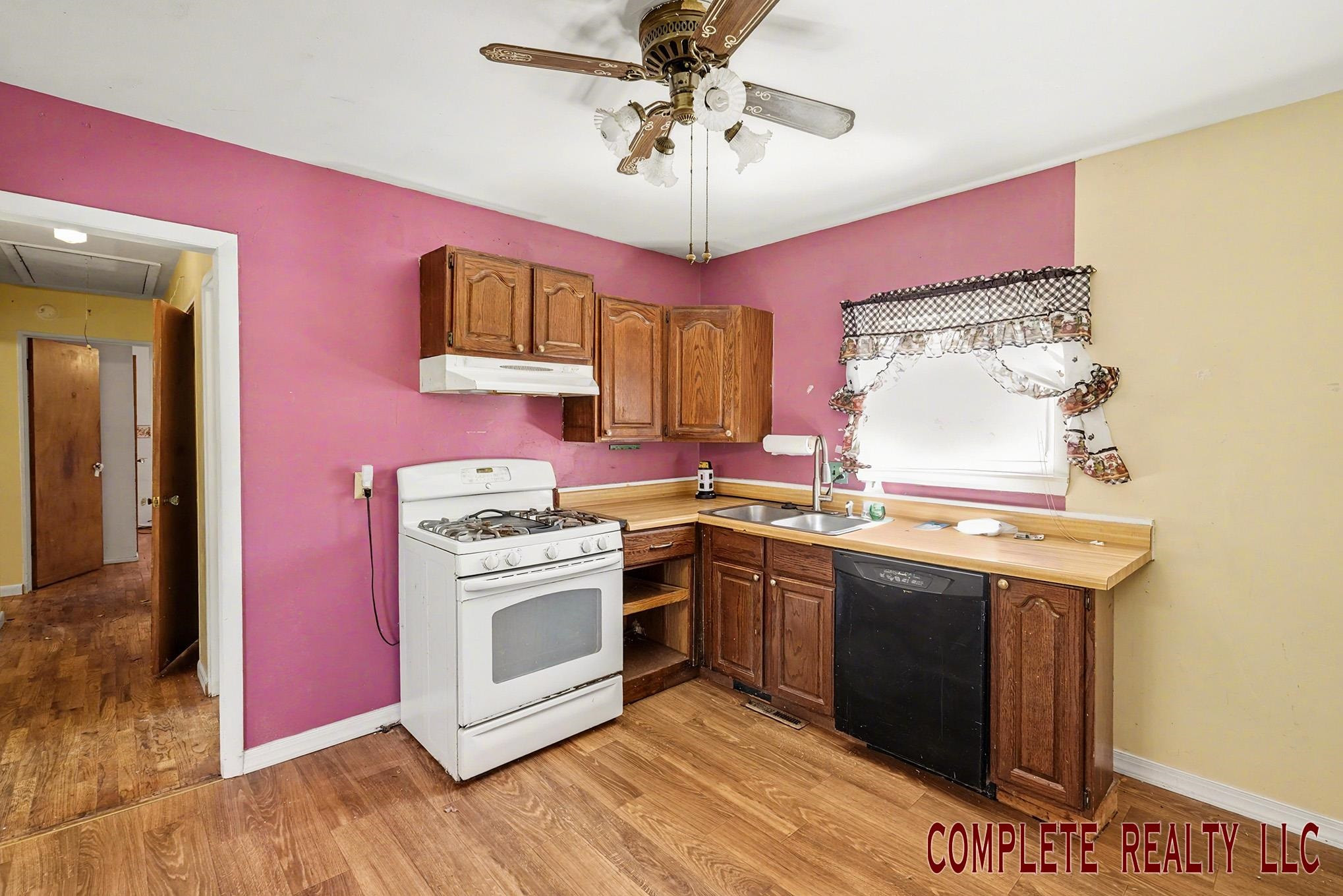 6062 Hopkins Road, Flint, MI 48506 — Photo 8